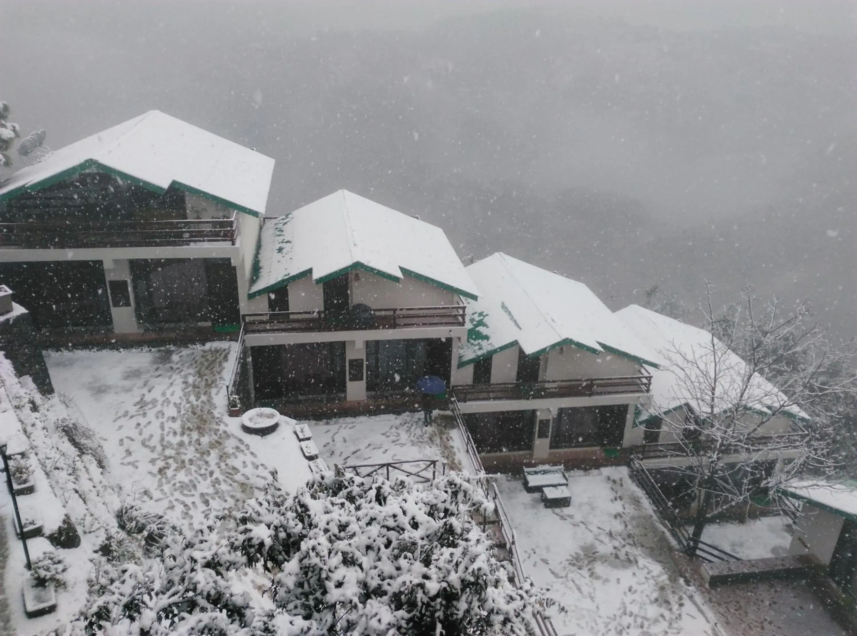 Property building in Woodsmoke Retreat Property building in Woodsmoke Retreat