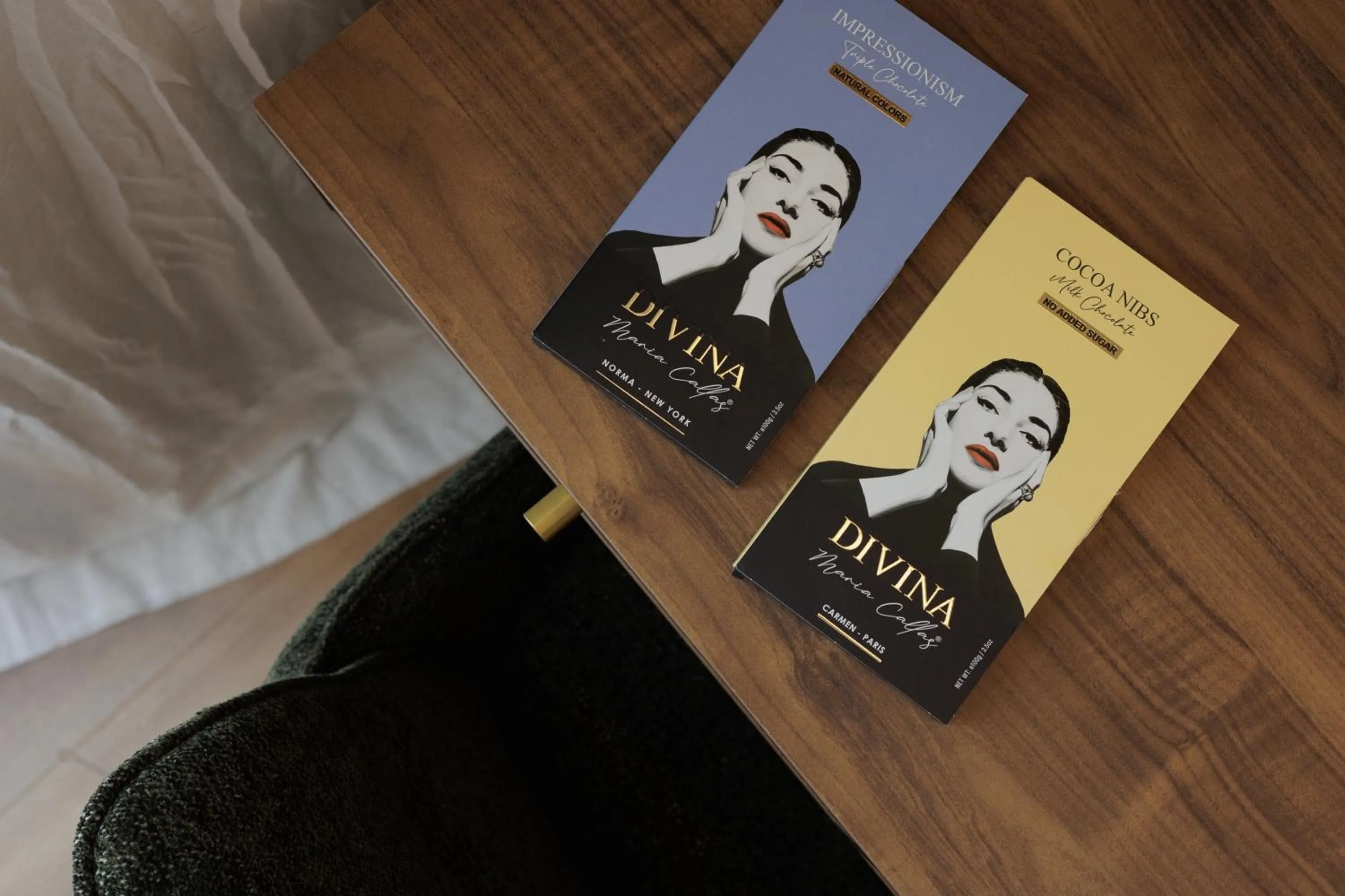 Decorative detail in La Divina