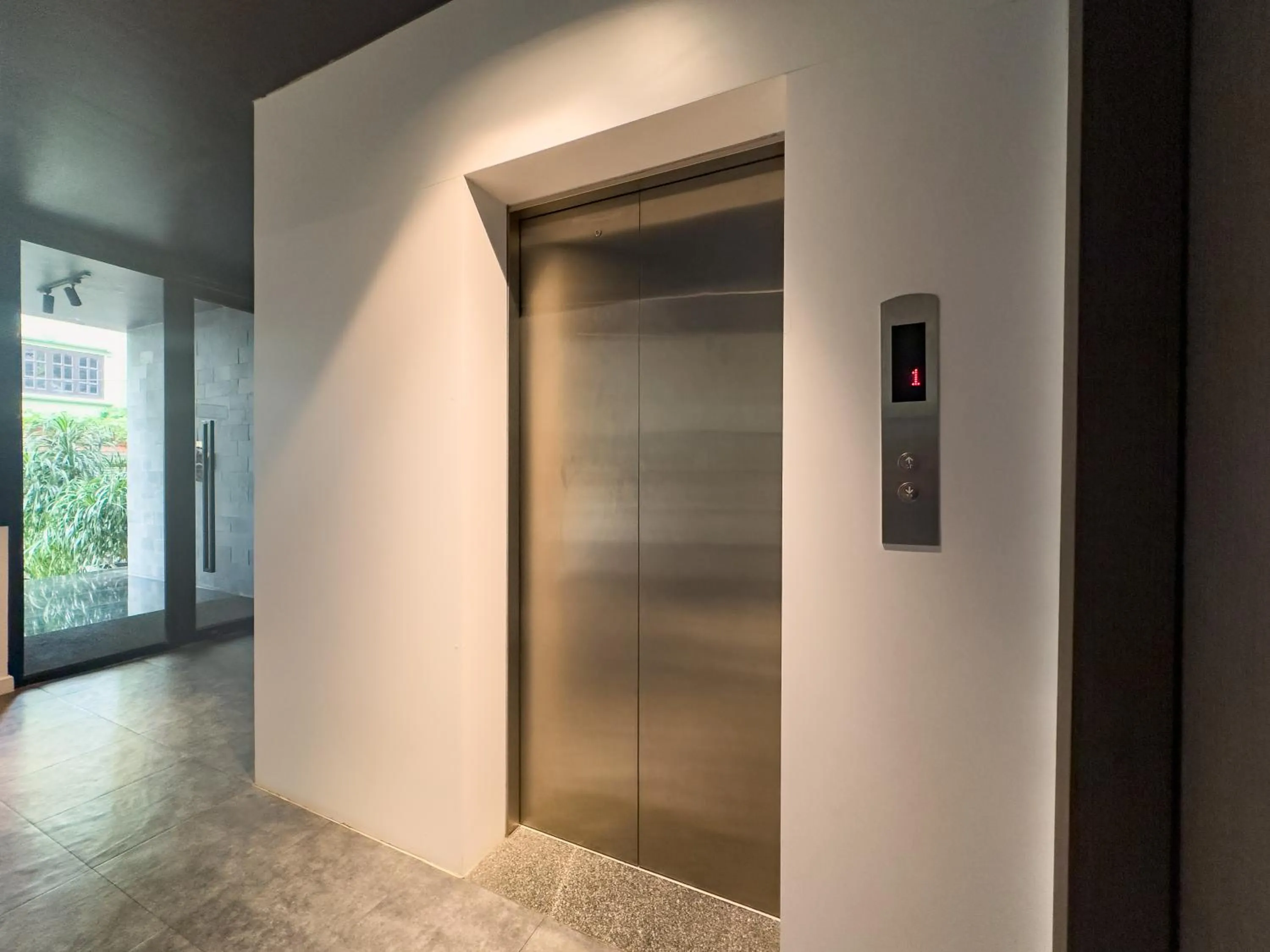 Hazuki, Modern Minimalist Apartment