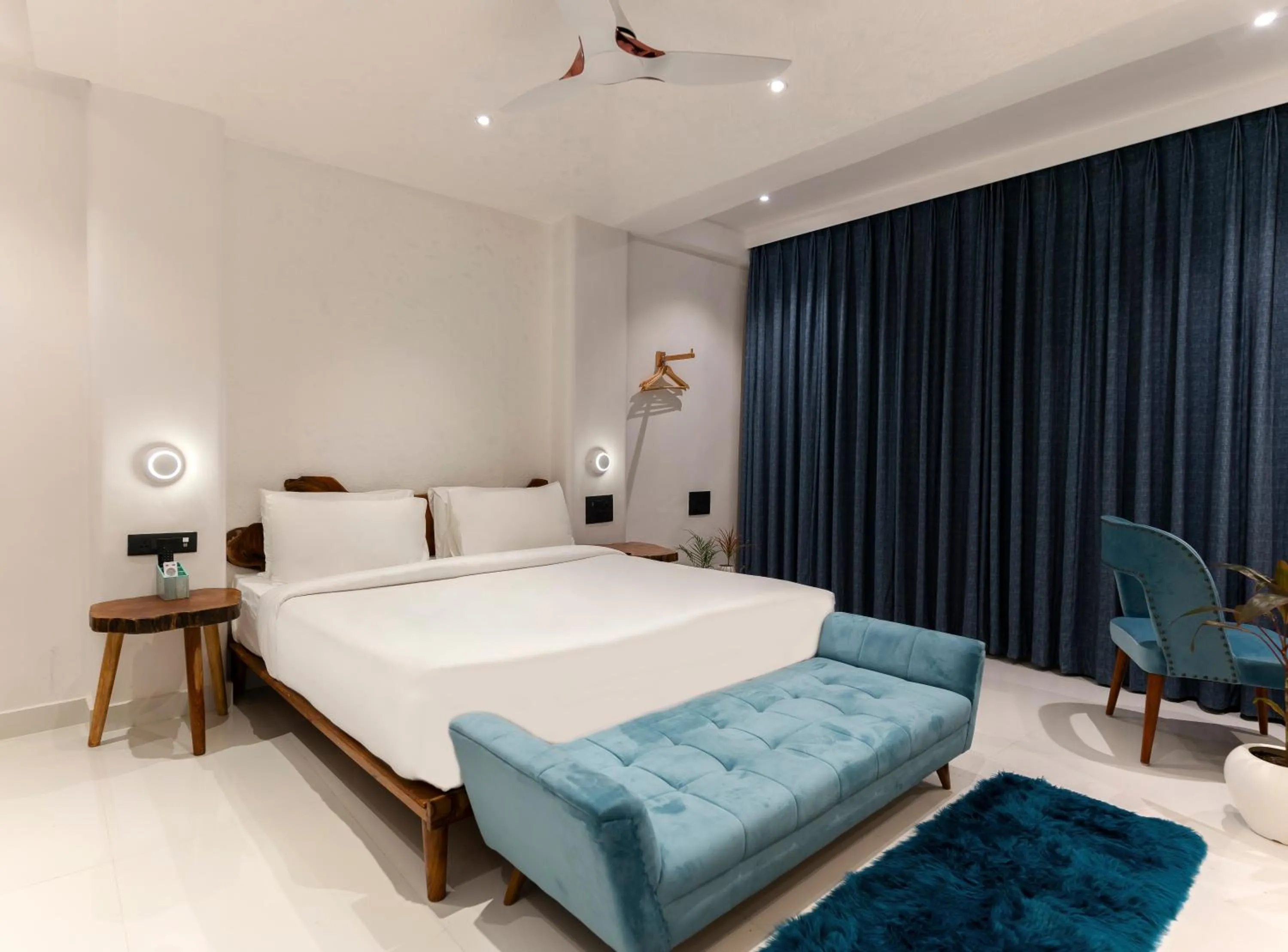 Photo of the whole room, Bed in Moustache Udaipur Luxuria