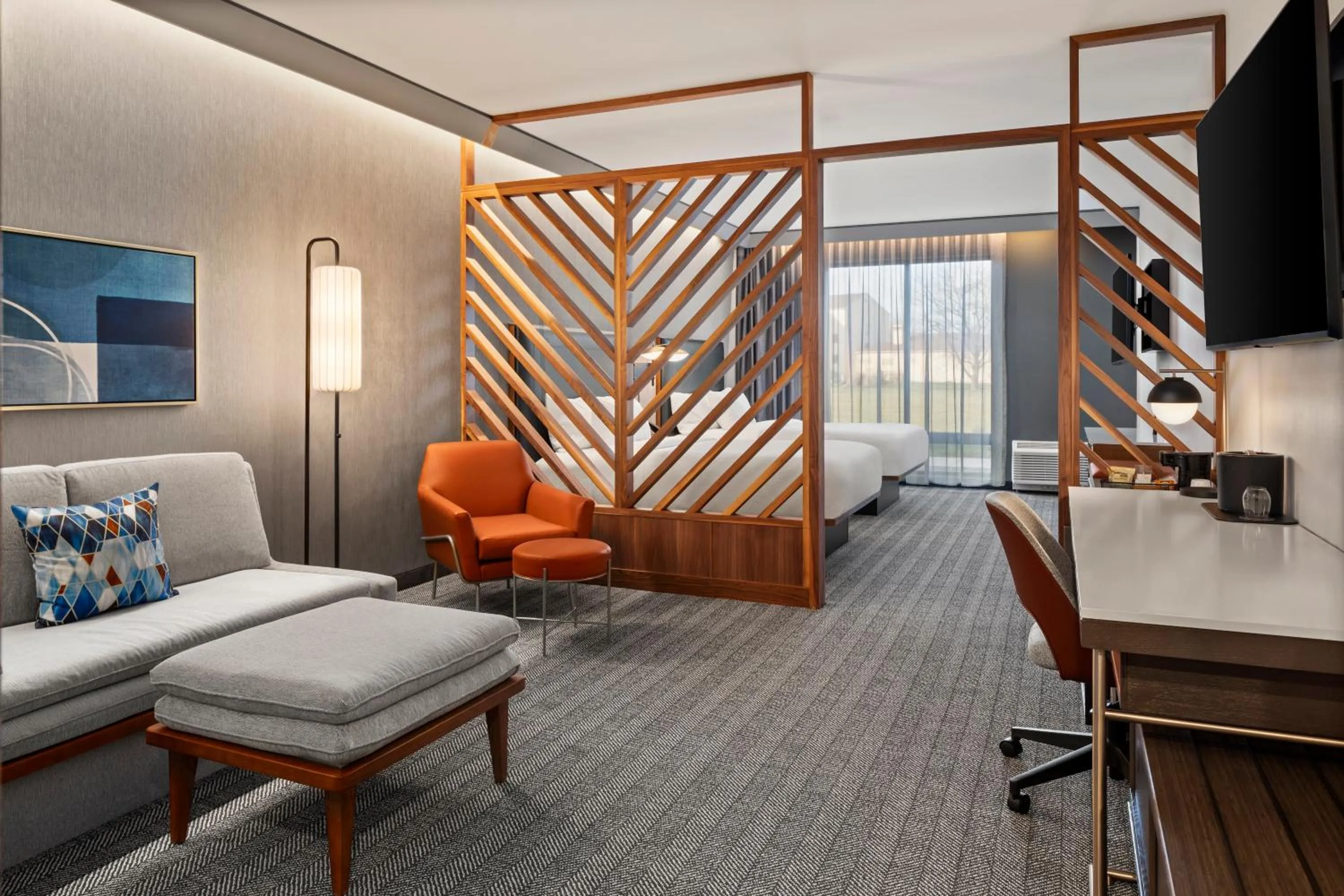 Bed in Courtyard by Marriott Bettendorf