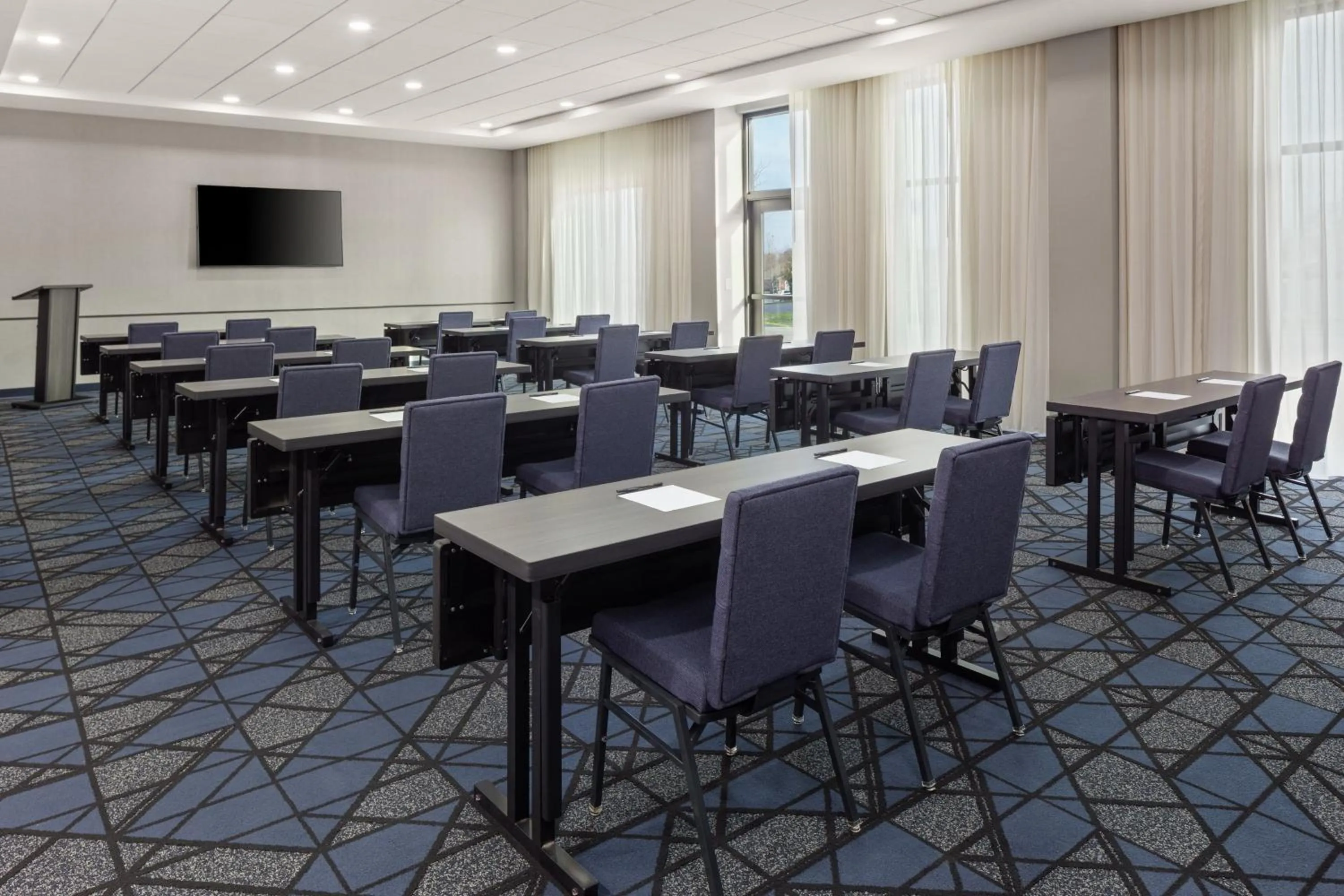 Meeting/conference room in Courtyard by Marriott Bettendorf