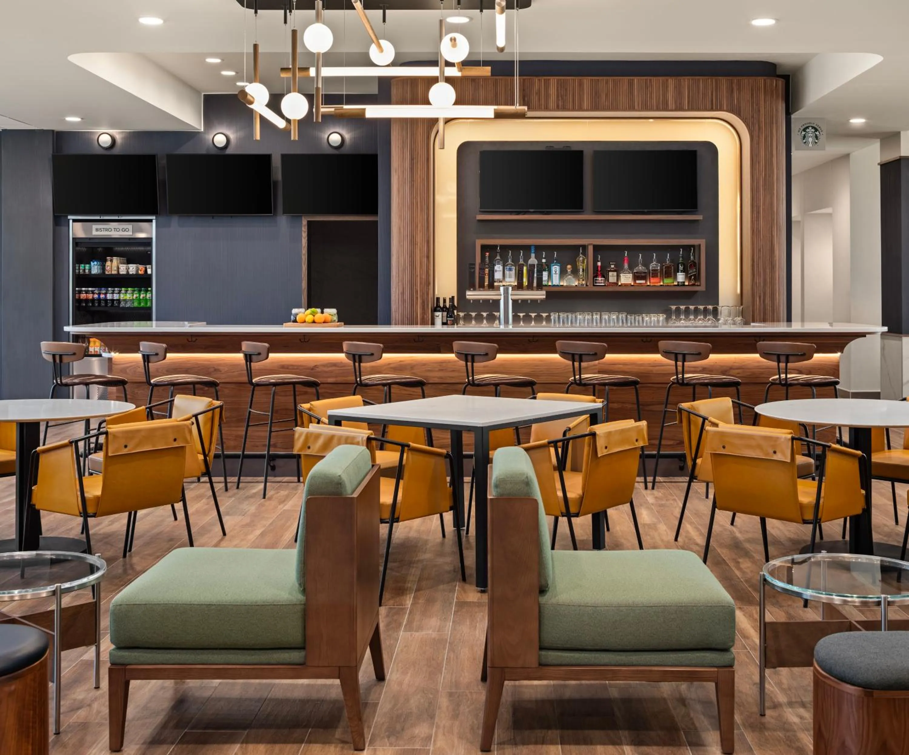 Restaurant/places to eat in Courtyard by Marriott Bettendorf