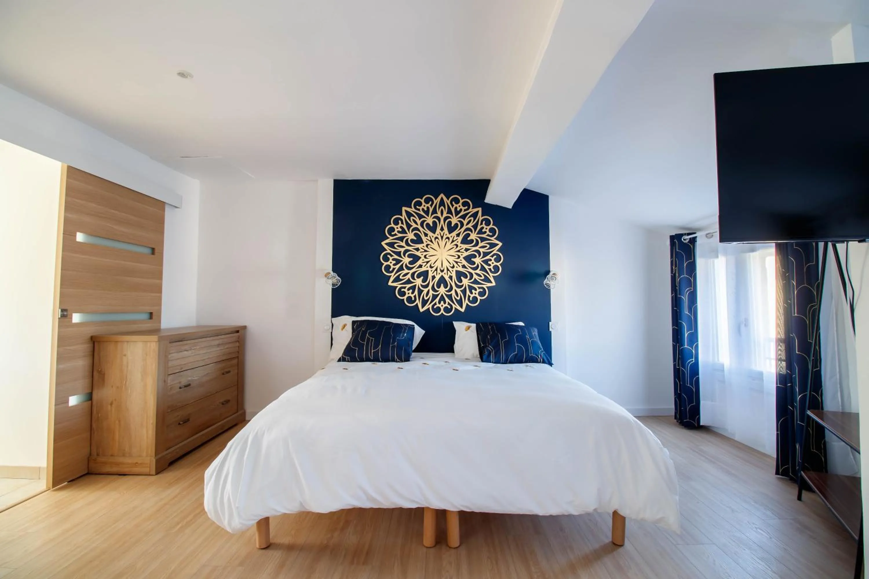 Photo of the whole room, Bed in O'Bonheur de Hamma