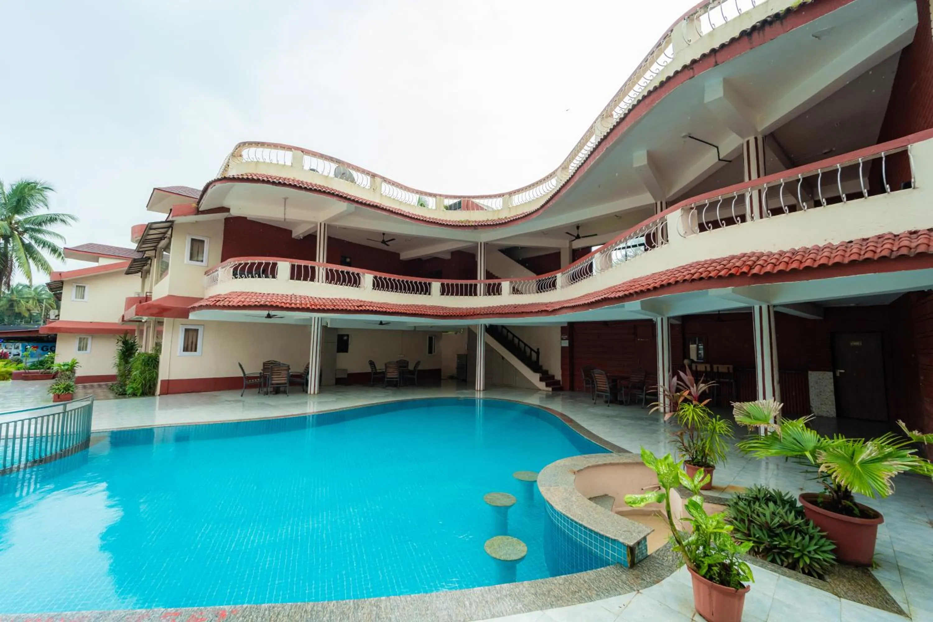 Swimming pool in Treebo Sunshine Beach Resort