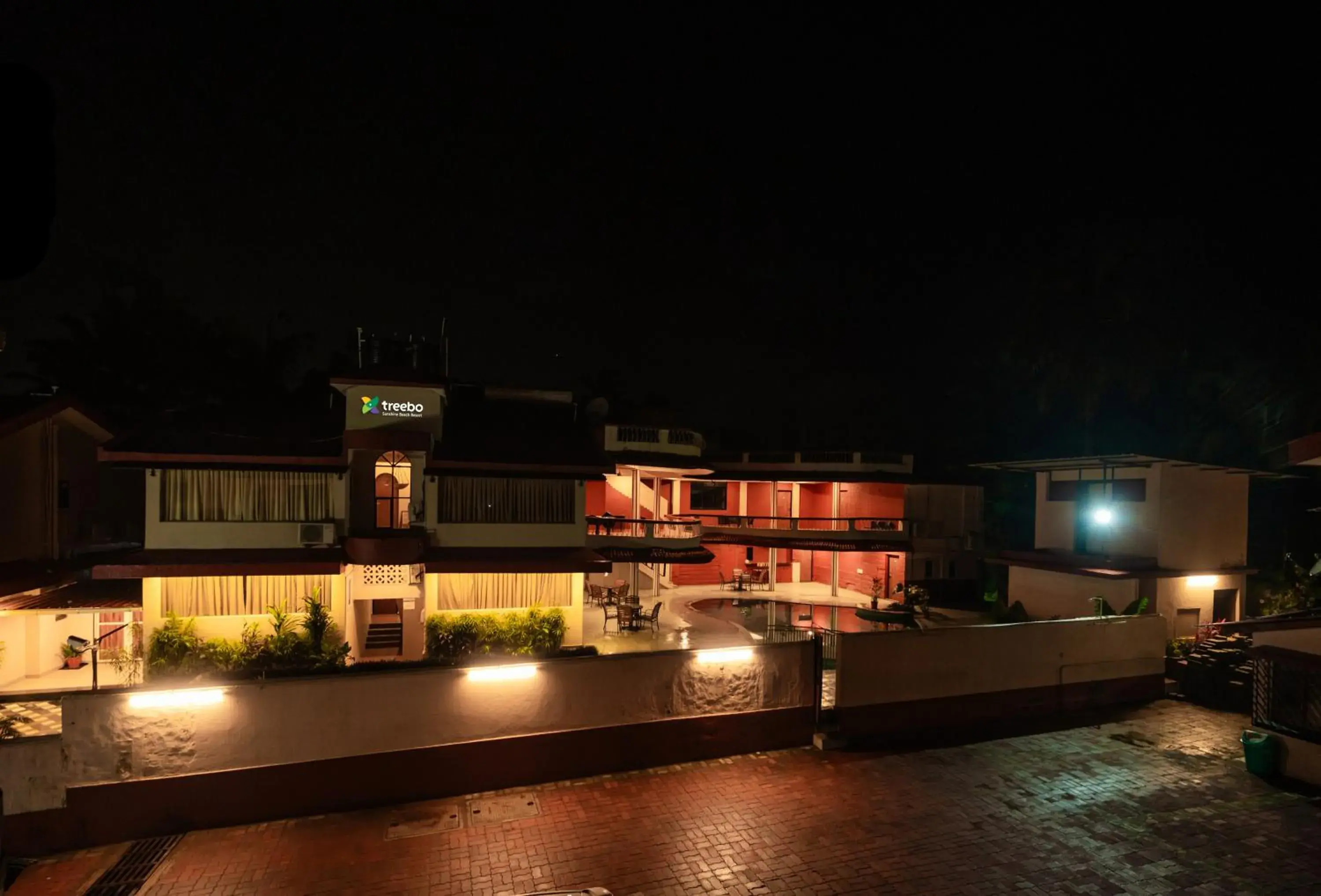 Property building in Treebo Sunshine Beach Resort Property building in Treebo Sunshine Beach Resort