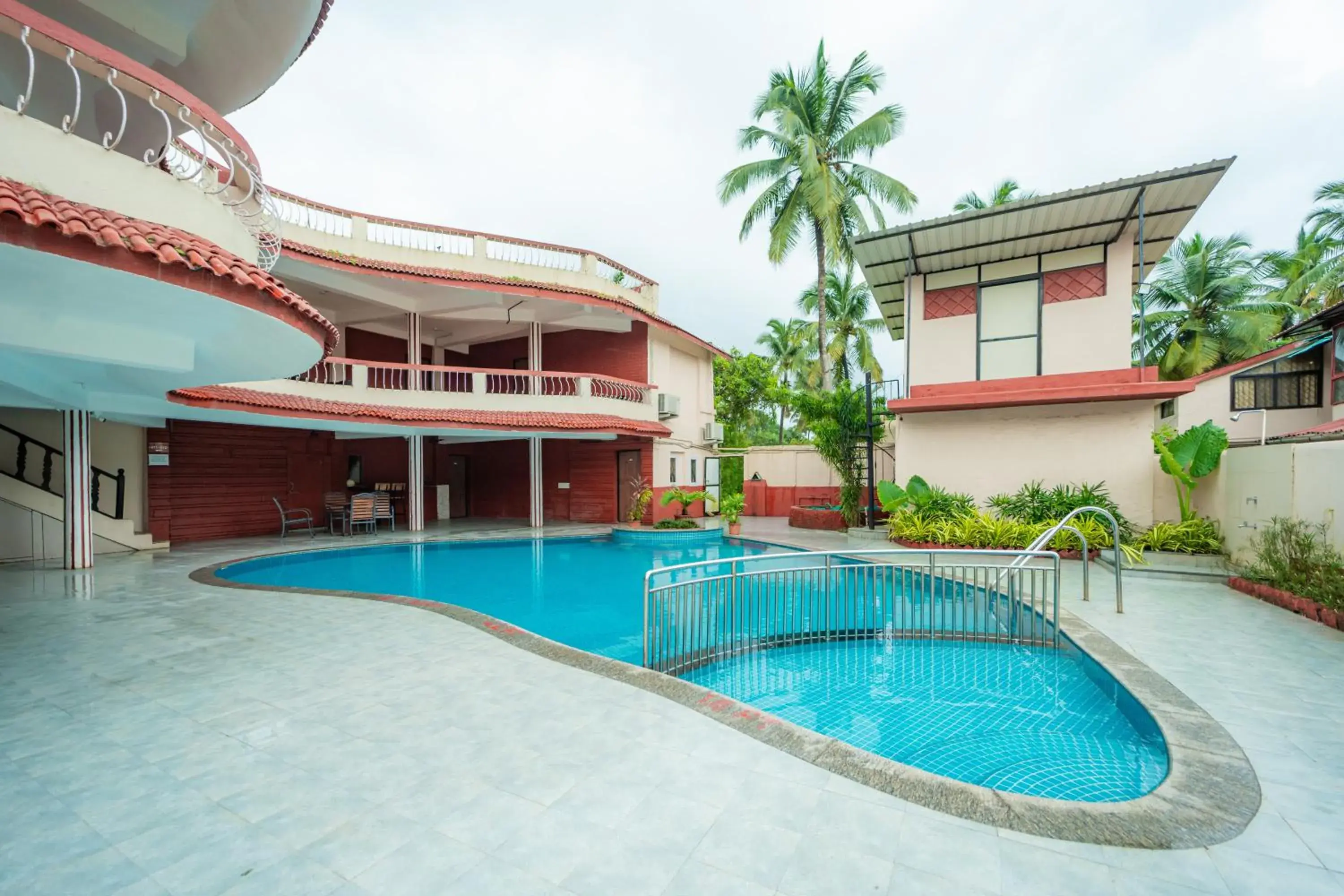 Property building in Treebo Sunshine Beach Resort with Swimming Pool Property building in Treebo Sunshine Beach Resort with Swimming Pool
