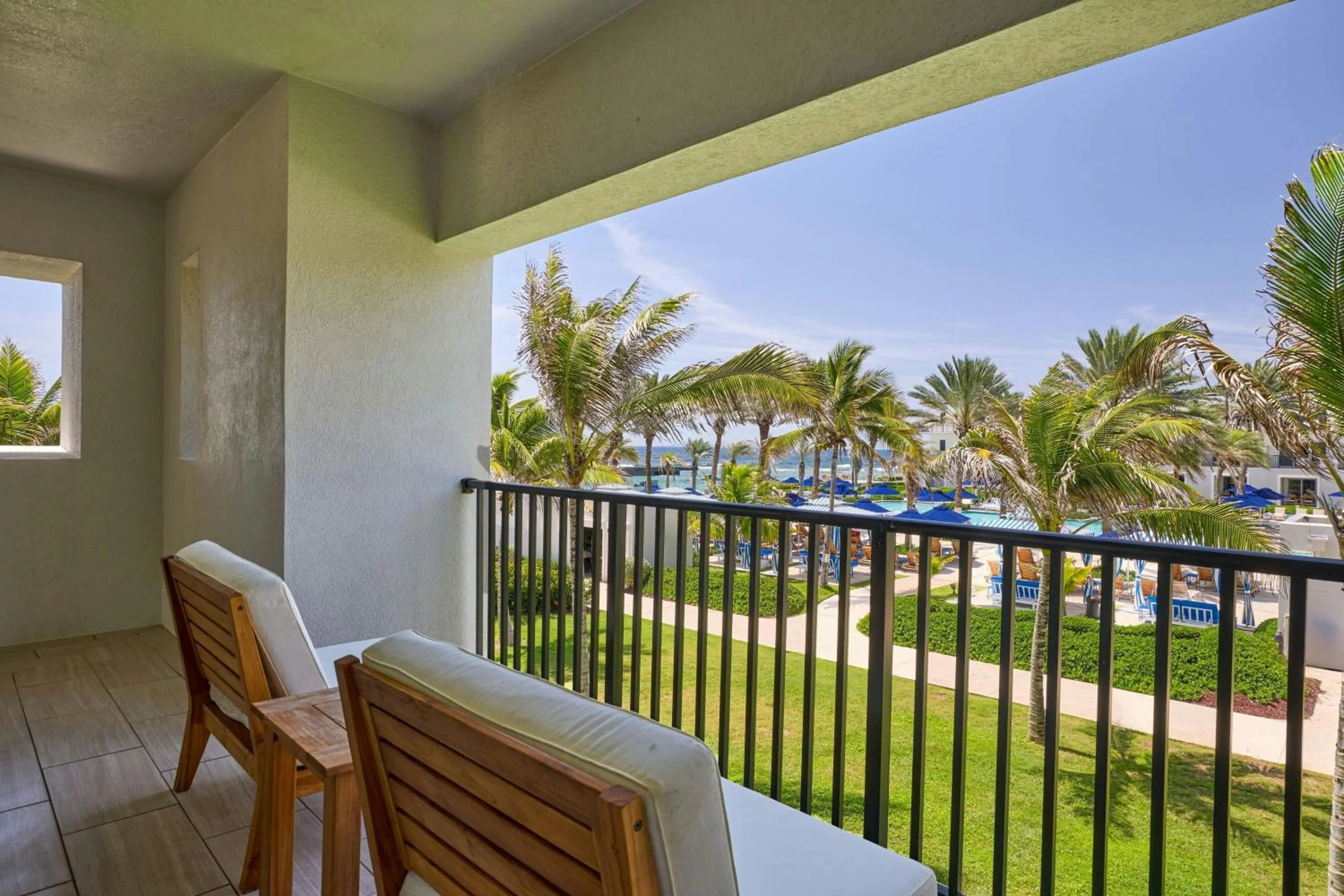 Photo of the whole room in JW Marriott St Maarten Beach Resort & Spa