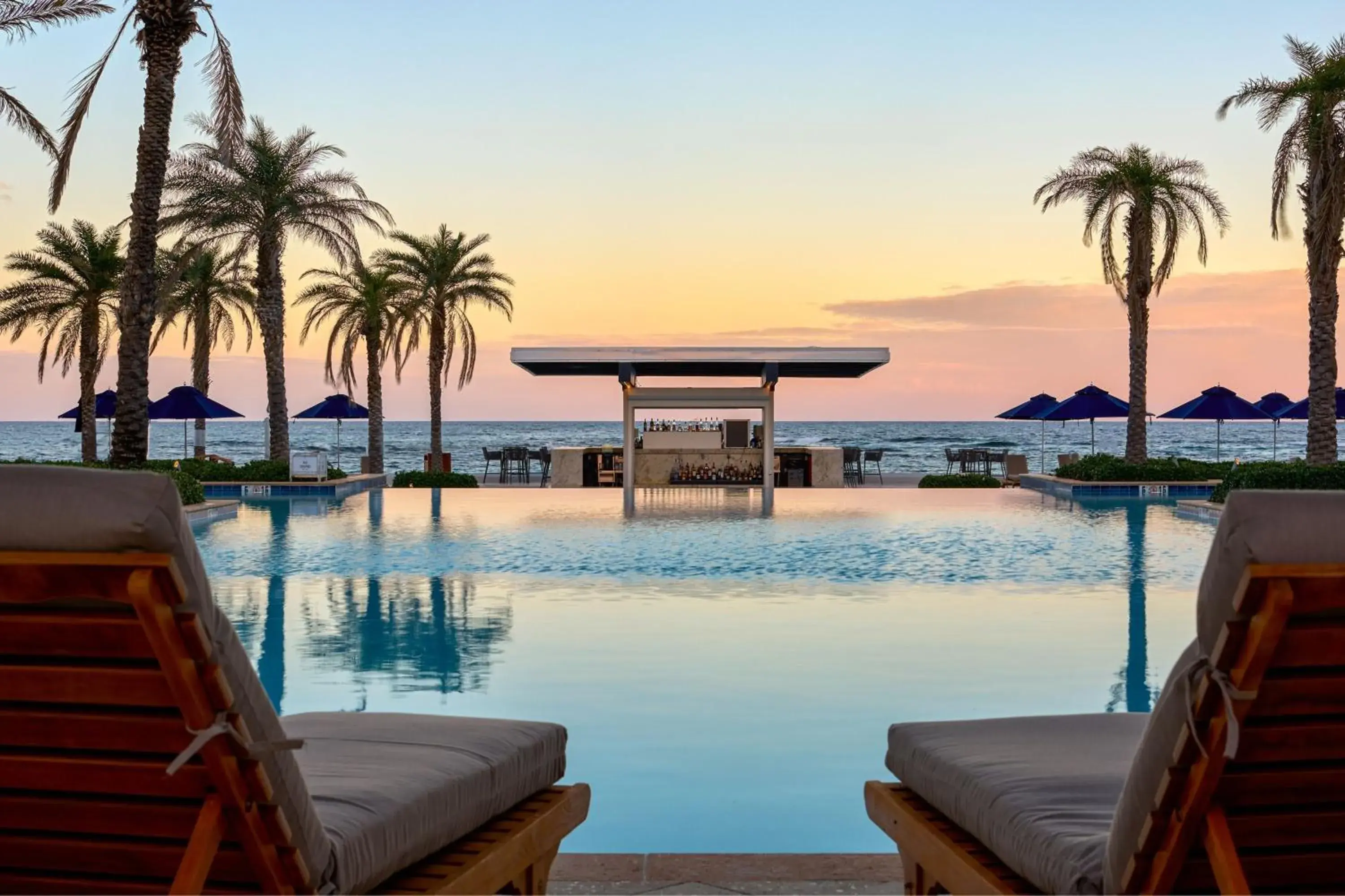 Swimming pool in JW Marriott St Maarten Beach Resort & Spa Swimming pool in JW Marriott St Maarten Beach Resort & Spa