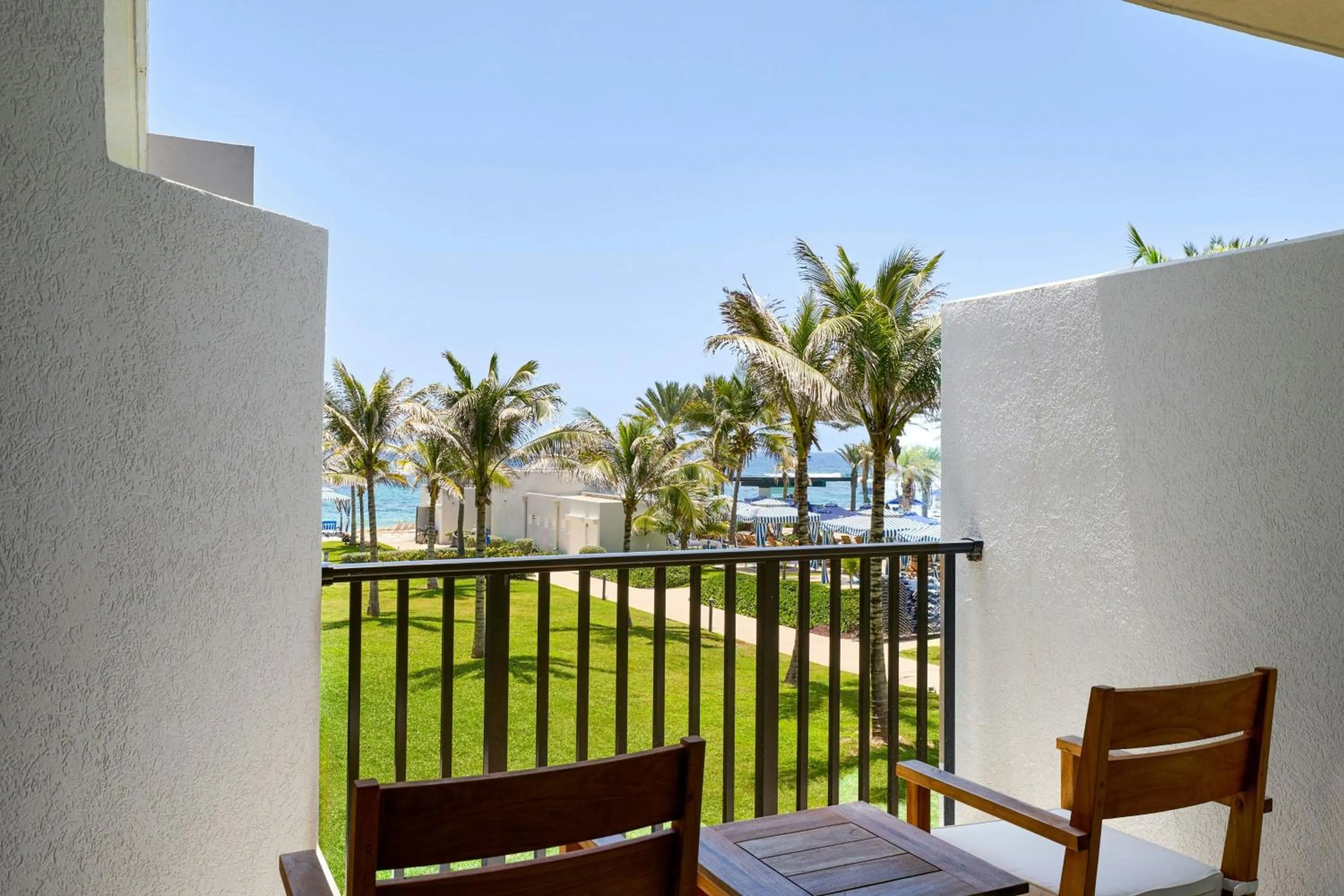 Living room in JW Marriott St Maarten Beach Resort & Spa
