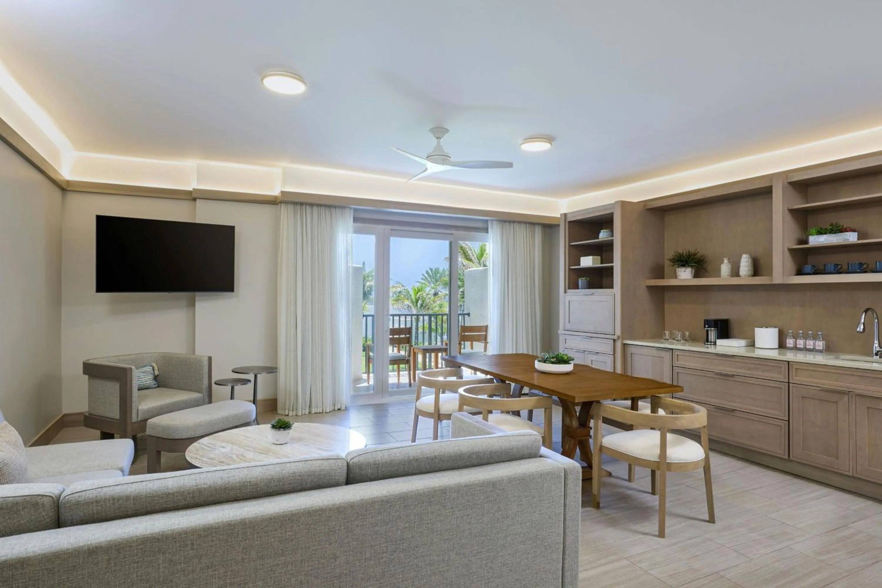 Living room in JW Marriott St Maarten Beach Resort & Spa