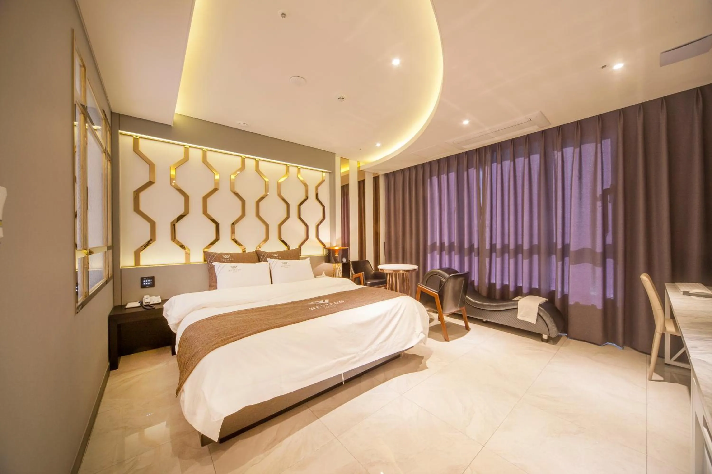 Naju Western Hotel