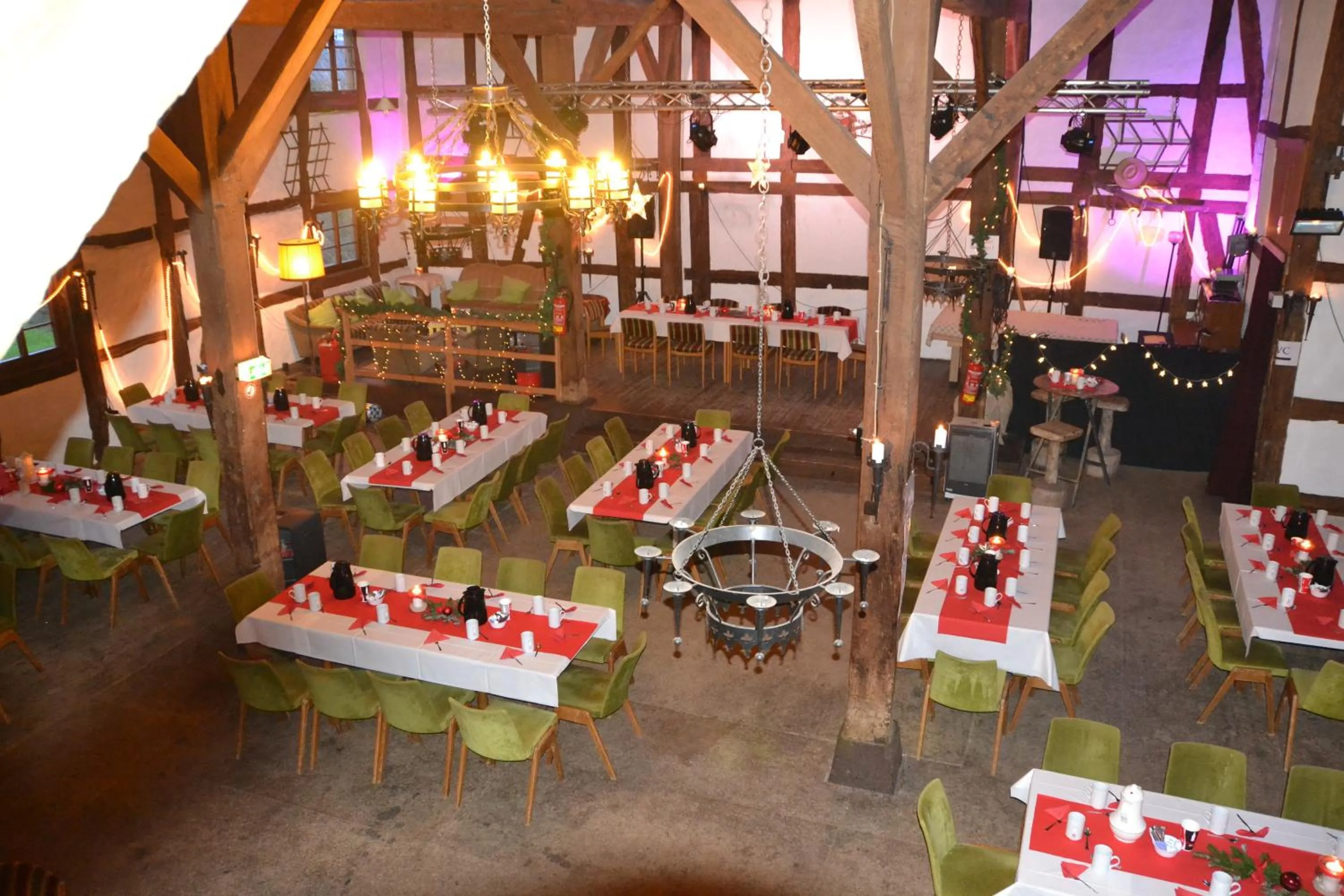 Restaurant/places to eat in Tonenburg