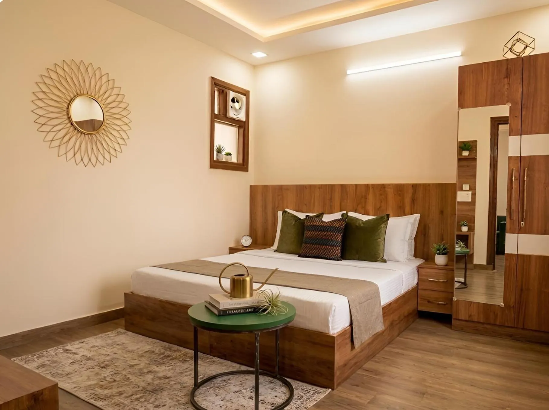 Bed in The Sandalwood Hotel I Sec-38 I Near Medanta Medicity Gurgaon