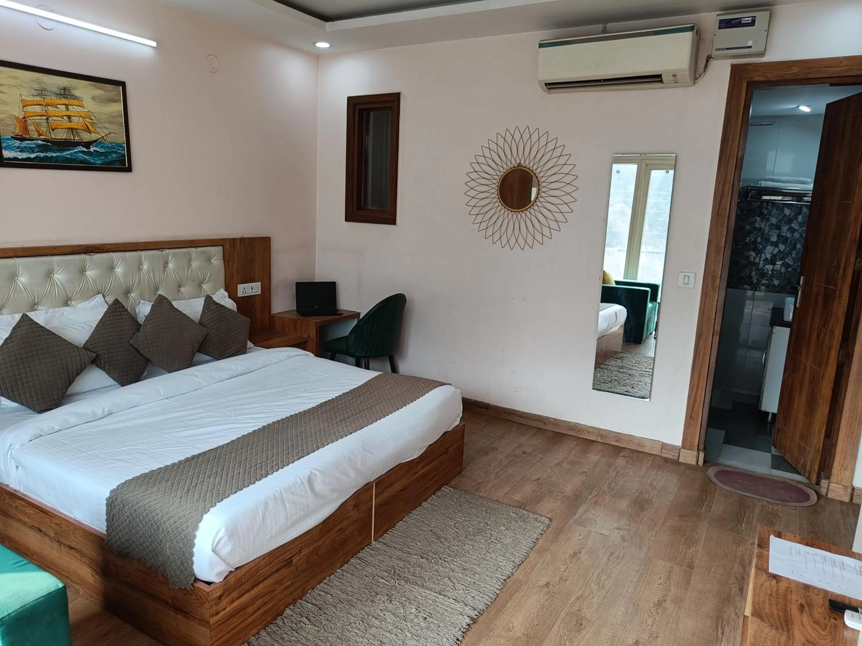 Bed in The Sandalwood Hotel I Sec-38 I Near Medanta Medicity Gurgaon