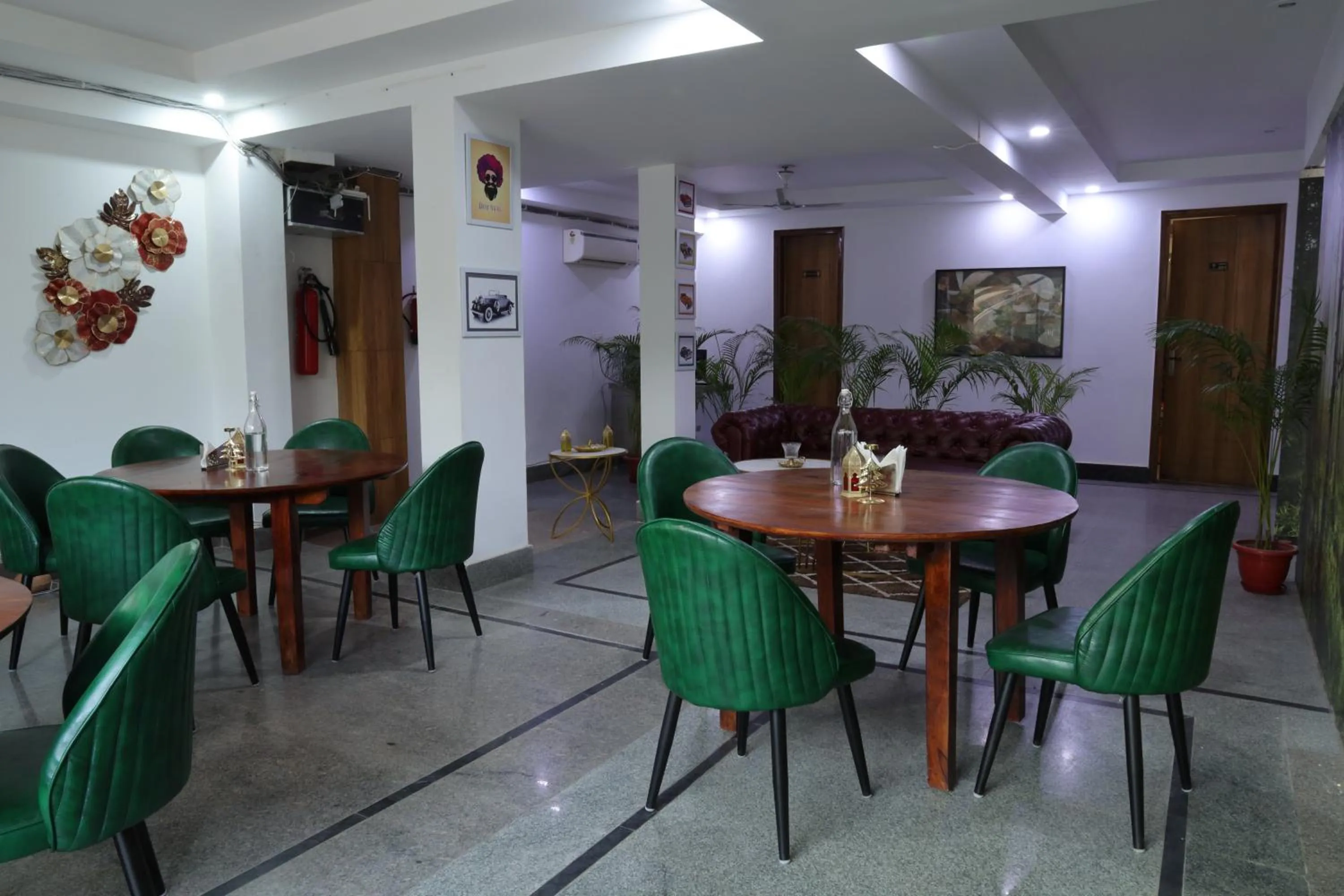 Restaurant/places to eat in The Sandalwood Hotel I Sec-38 I Near Medanta Medicity Gurgaon