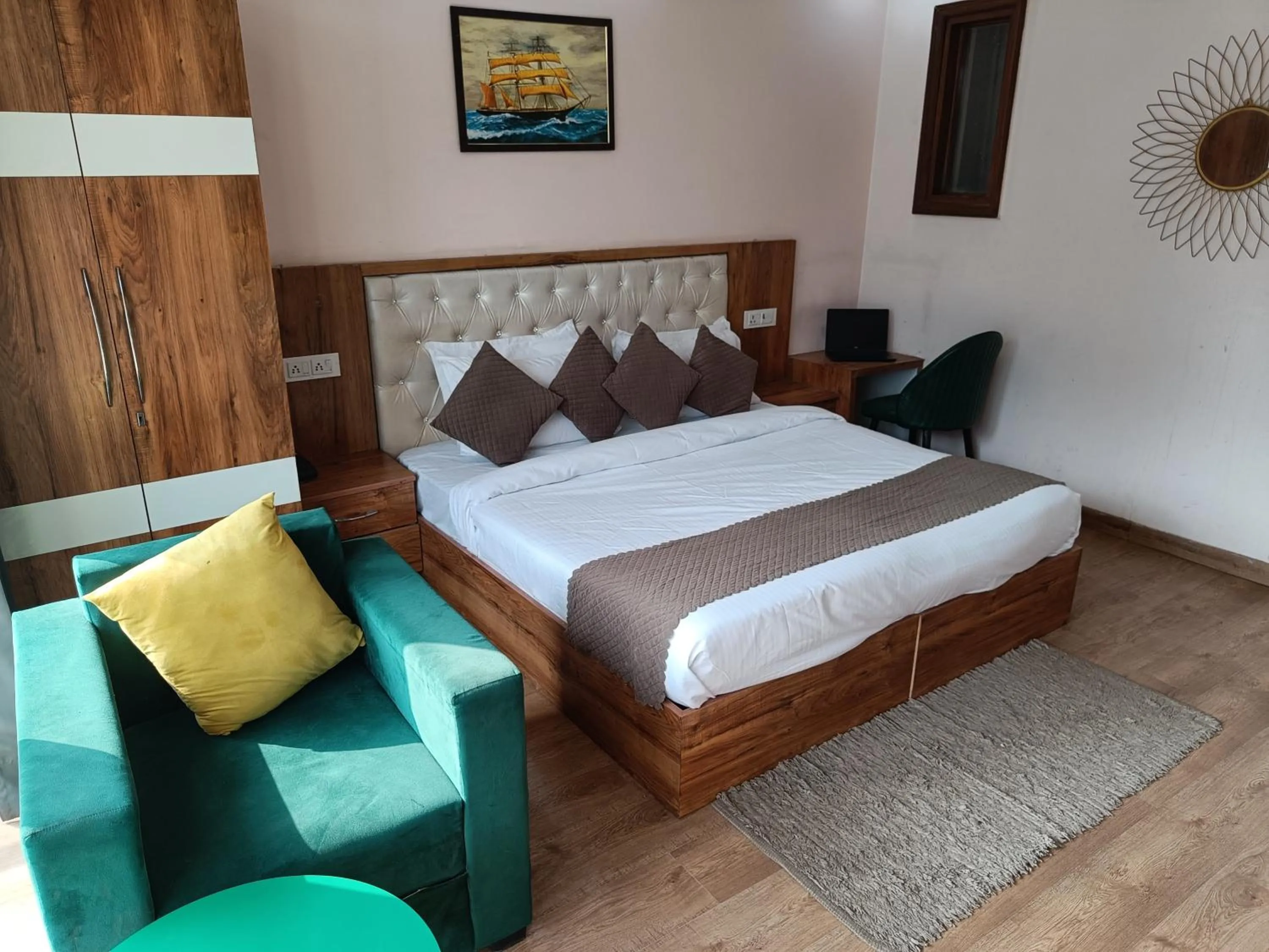 Bed in The Sandalwood Hotel I Sec-38 I Near Medanta Medicity Gurgaon