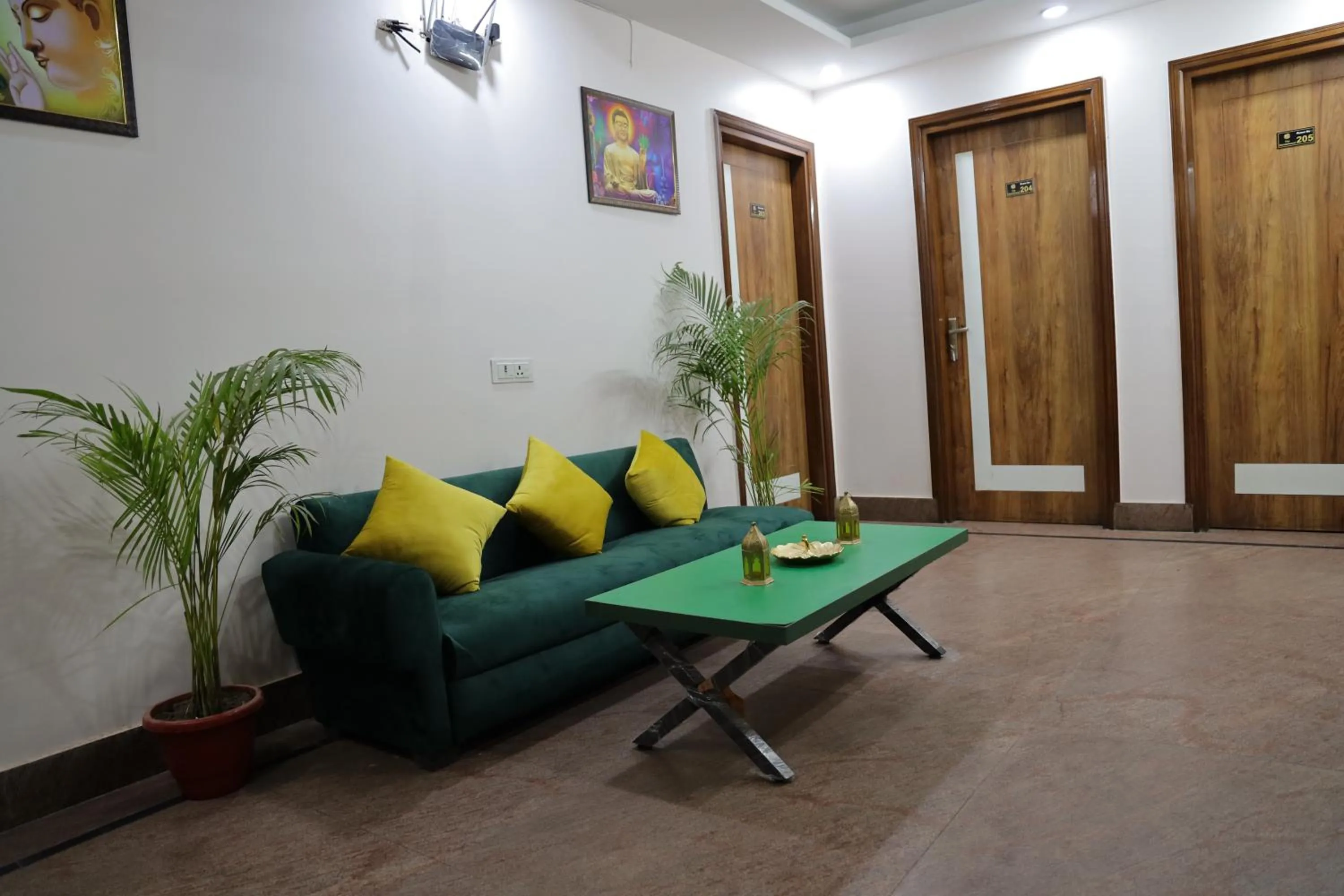 Seating area in The Sandalwood Hotel I Sec-38 I Near Medanta Medicity Gurgaon