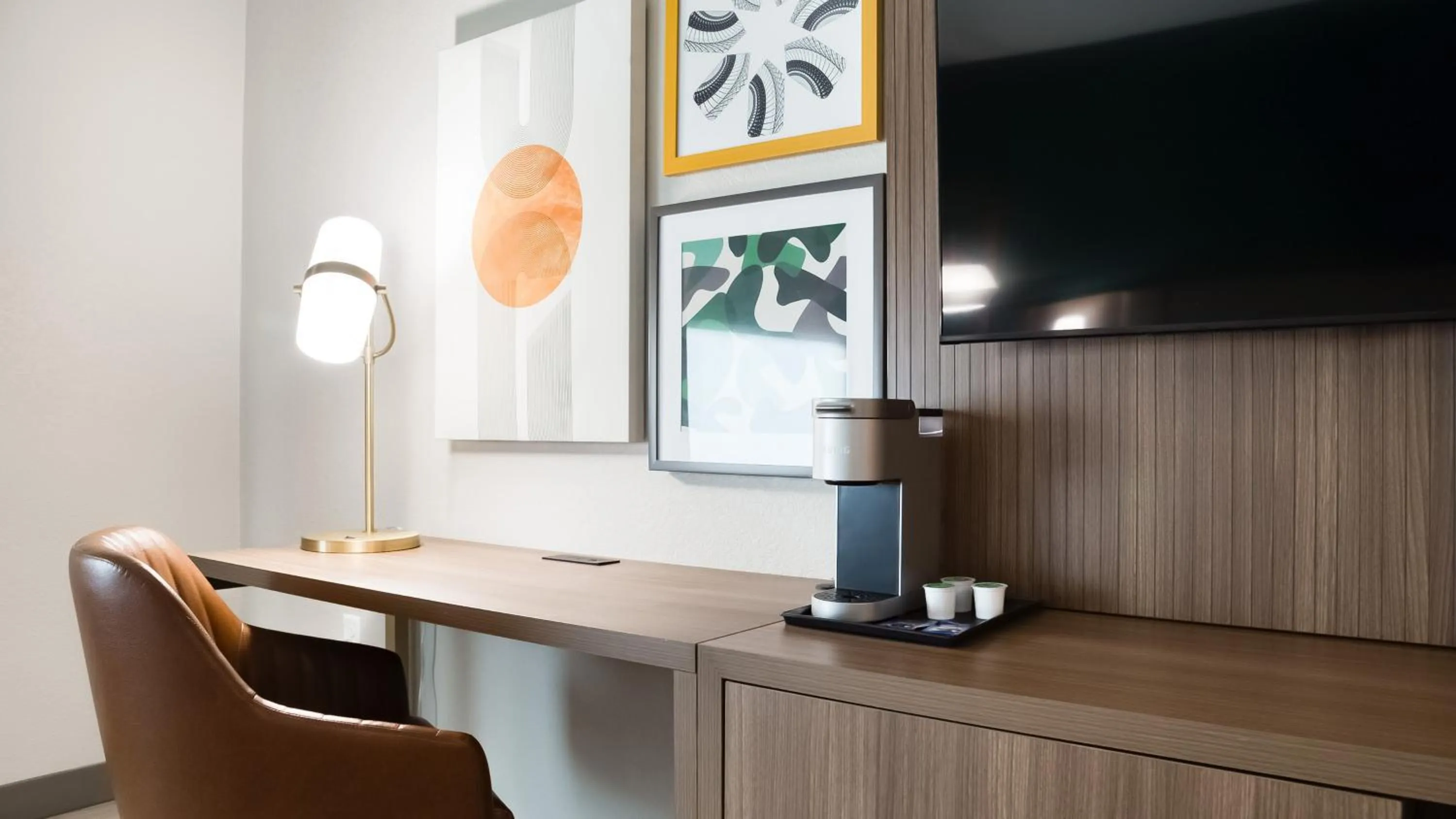 Holiday Inn Nashville Airport by IHG