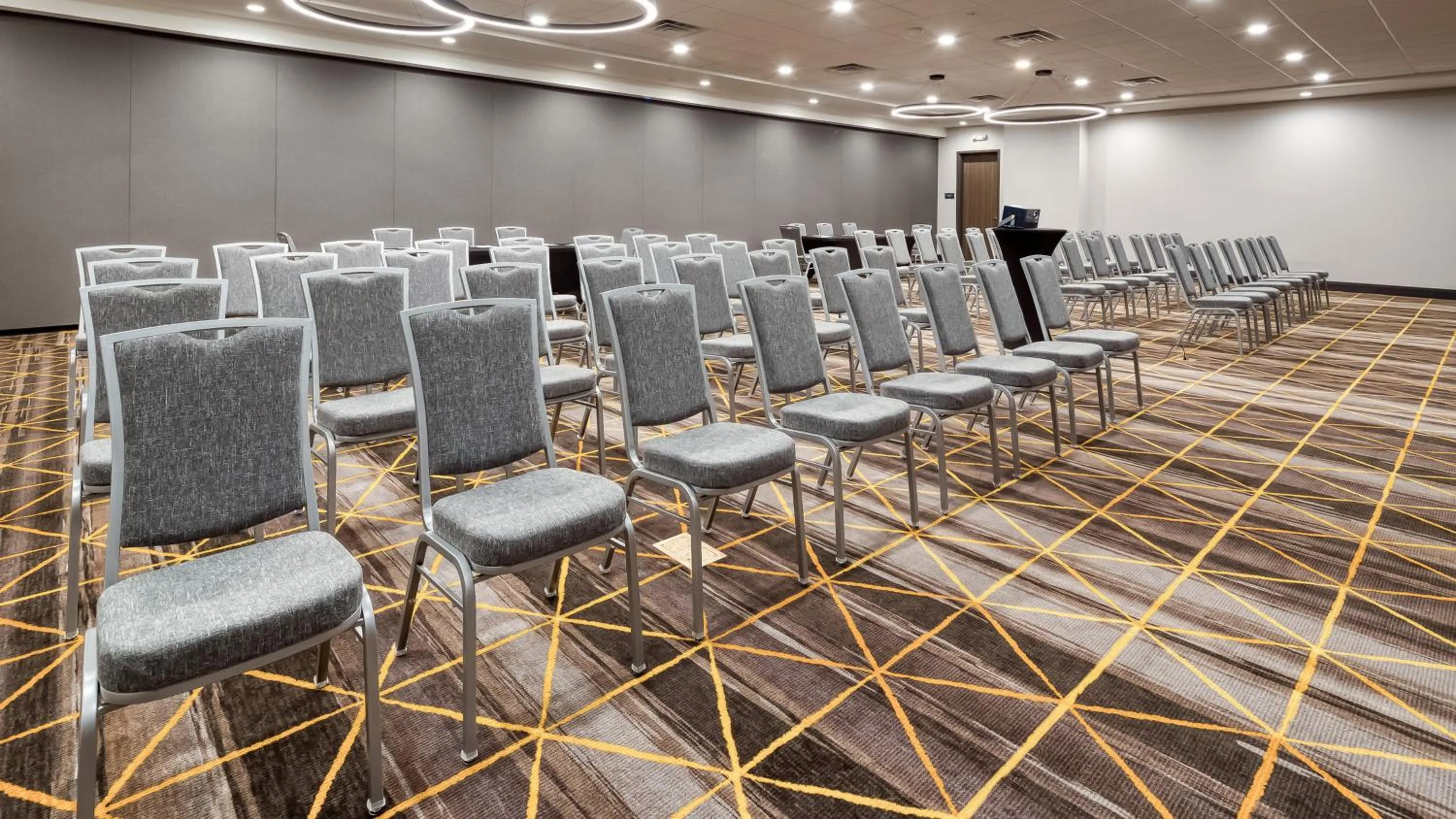 Meeting/conference room in Holiday Inn Nashville Airport by IHG