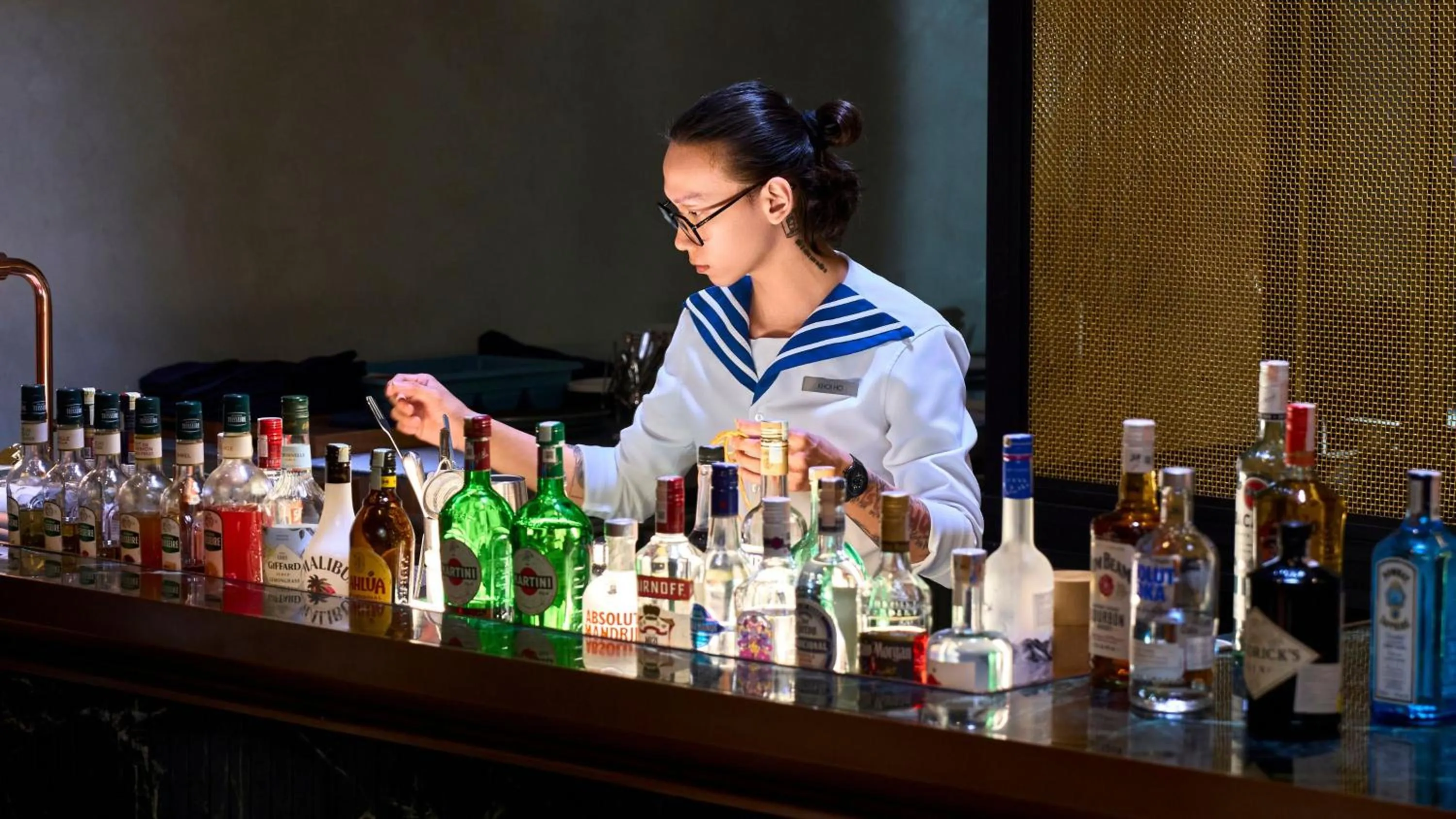 Lounge or bar in Hotel Indigo Saigon the City by IHG