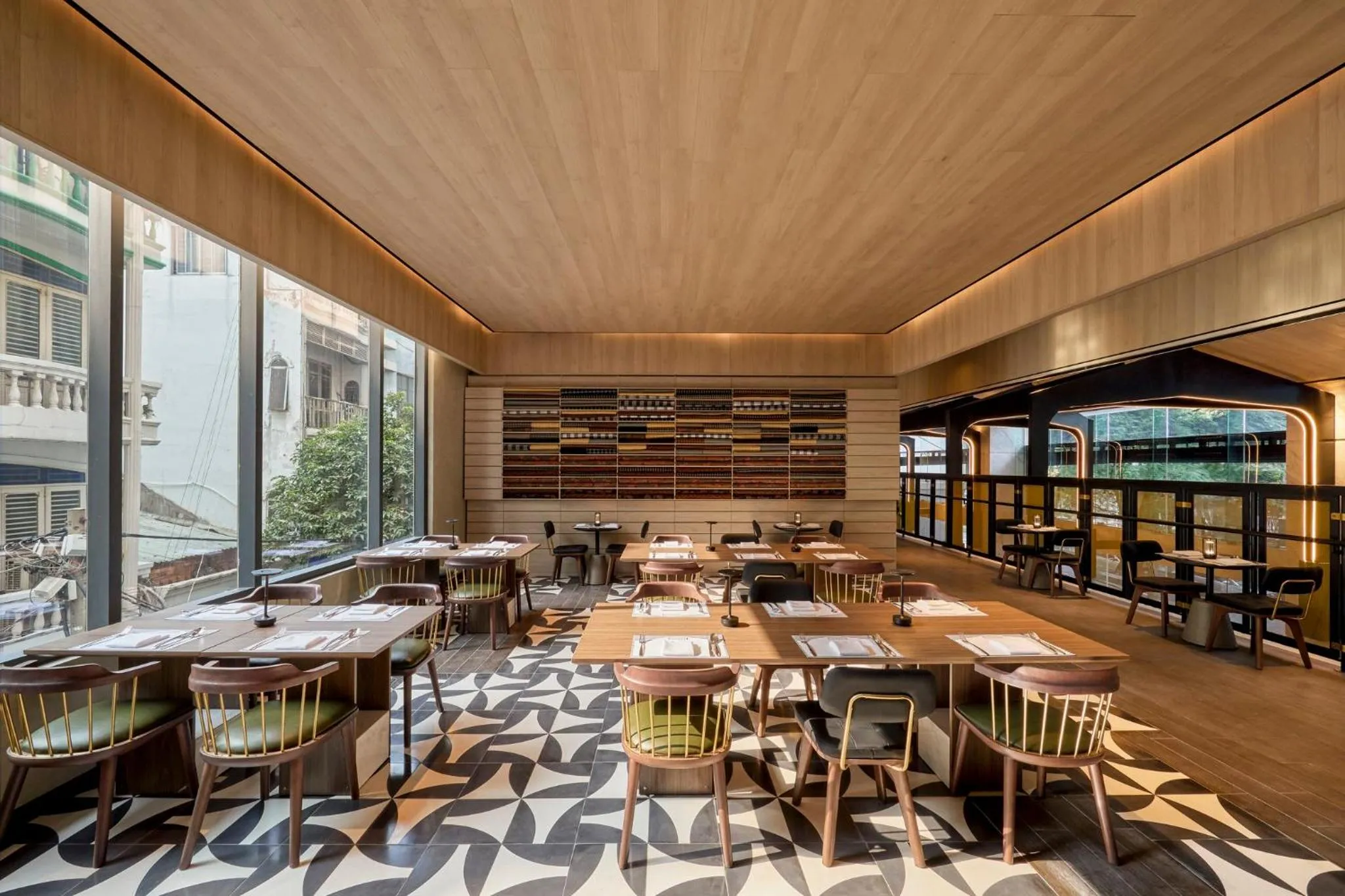 Restaurant/places to eat in Hotel Indigo Saigon the City by IHG