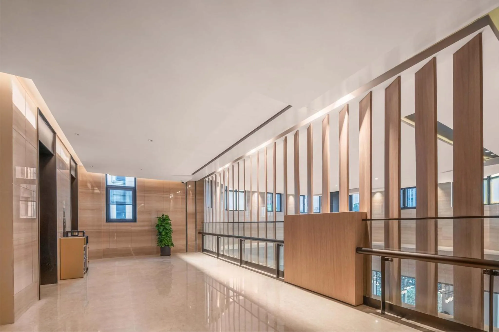Lobby or reception in Holiday Inn Express Shanghai Hongqiao NECC by IHG