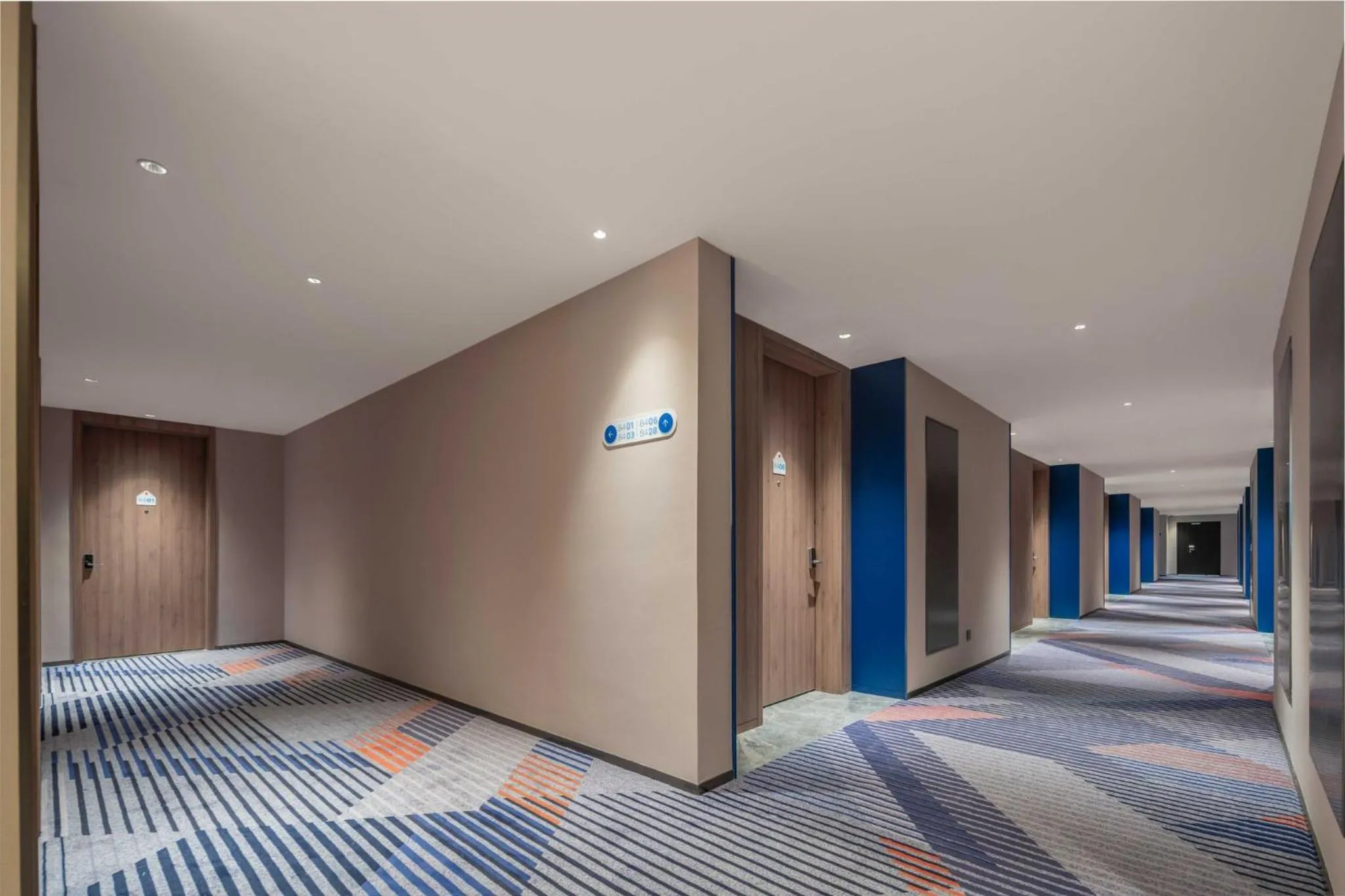 Lobby or reception in Holiday Inn Express Shanghai Hongqiao NECC by IHG