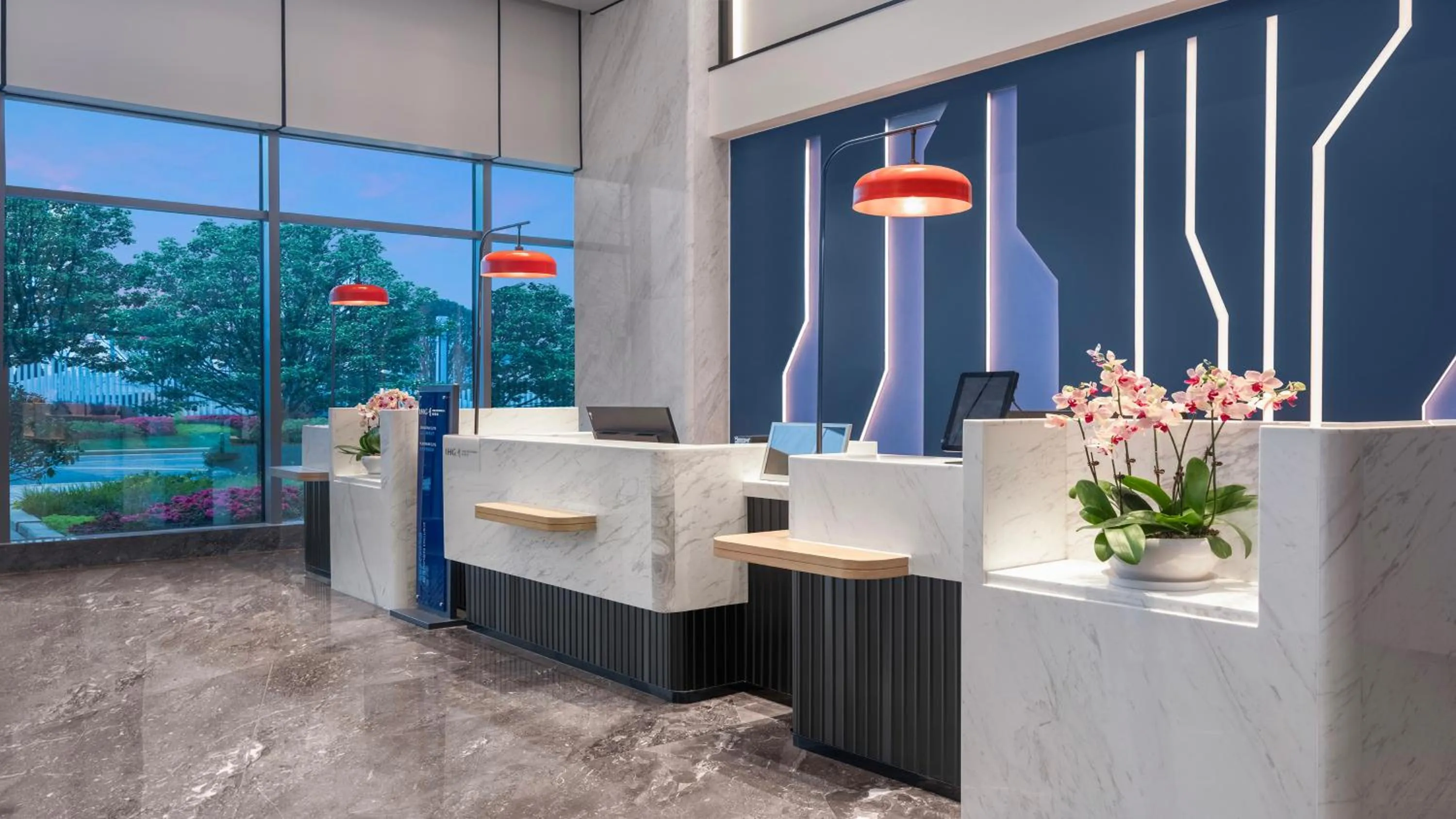 Lobby or reception in Holiday Inn Express Guiyang Airport, an IHG Hotel