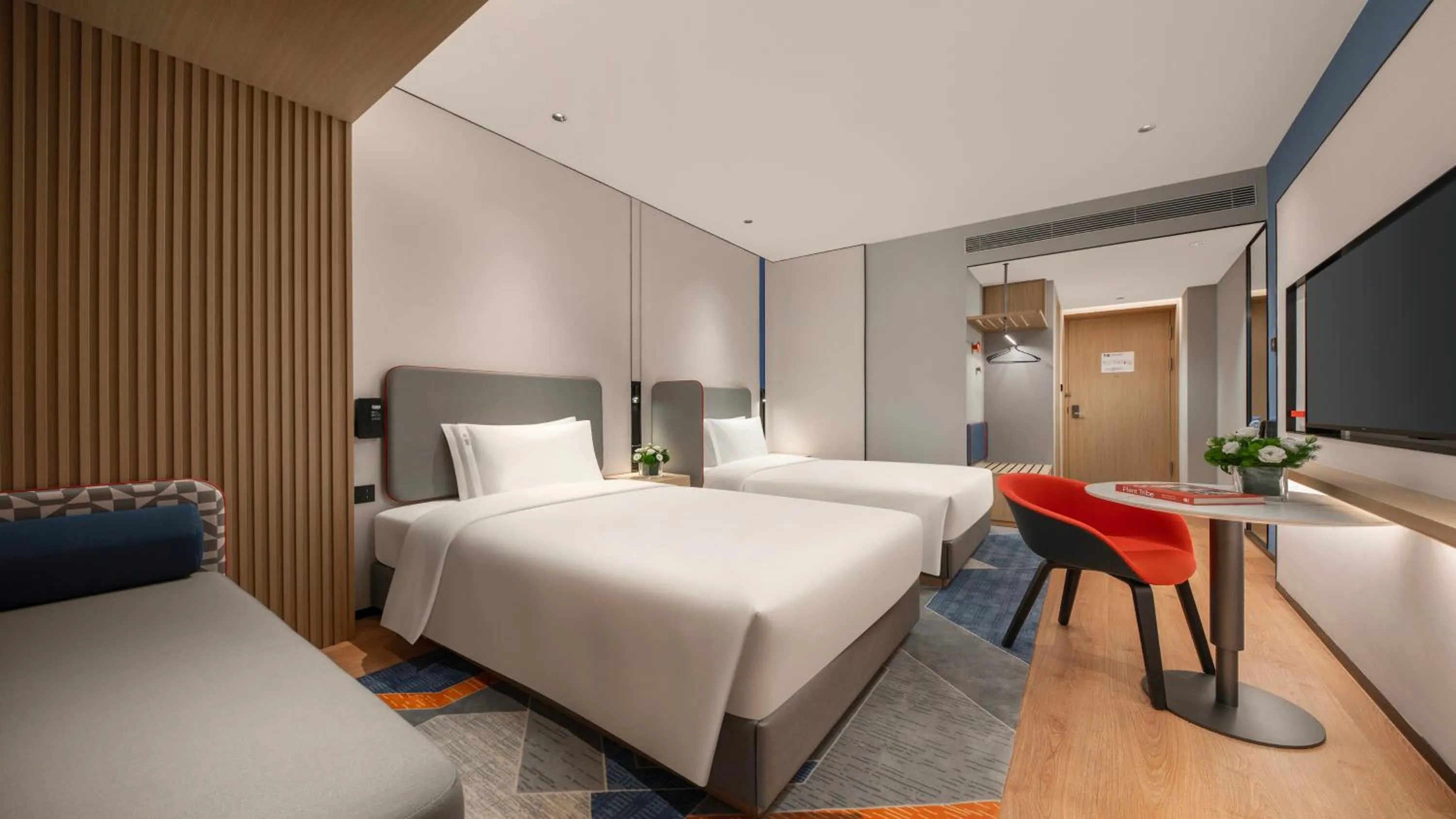 Photo of the whole room in Holiday Inn Express Guiyang Airport, an IHG Hotel