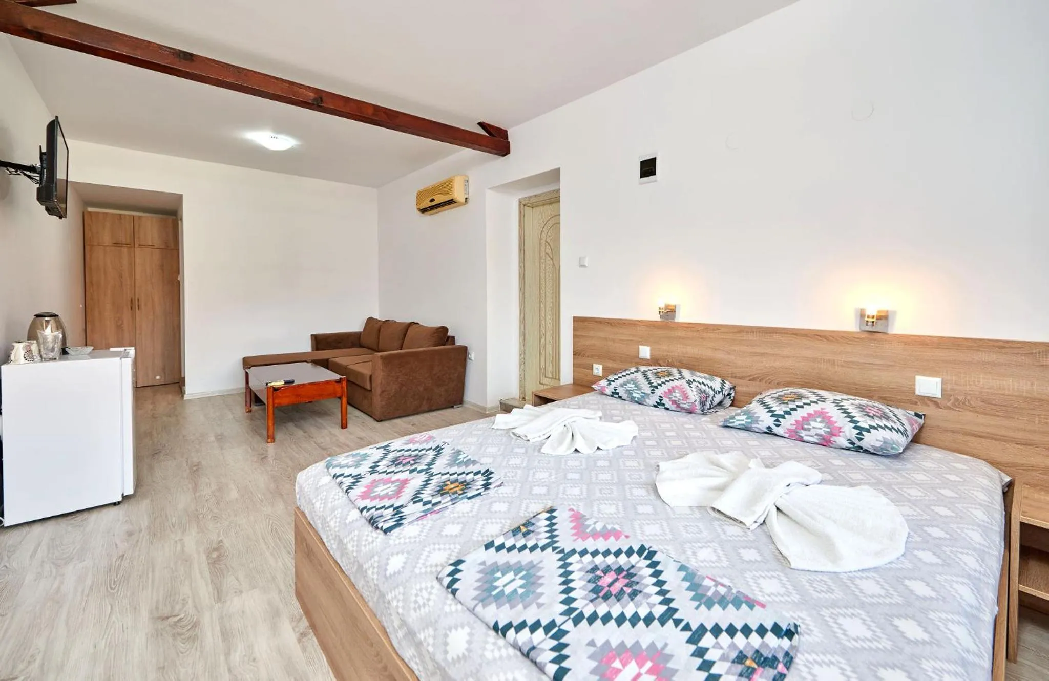 Bed in Hotel Koral