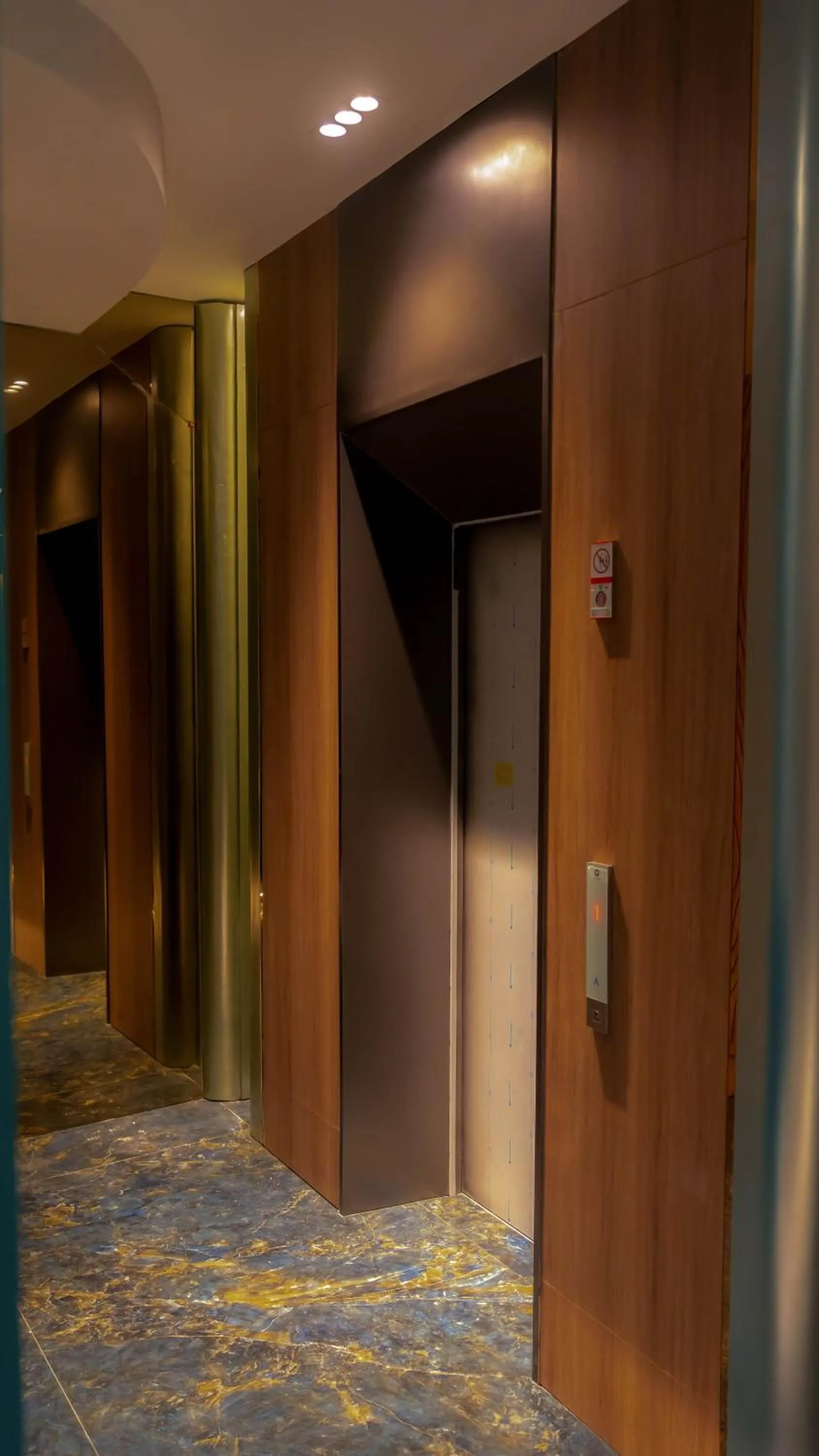 elevator in Qube Hotel by 98hospitality