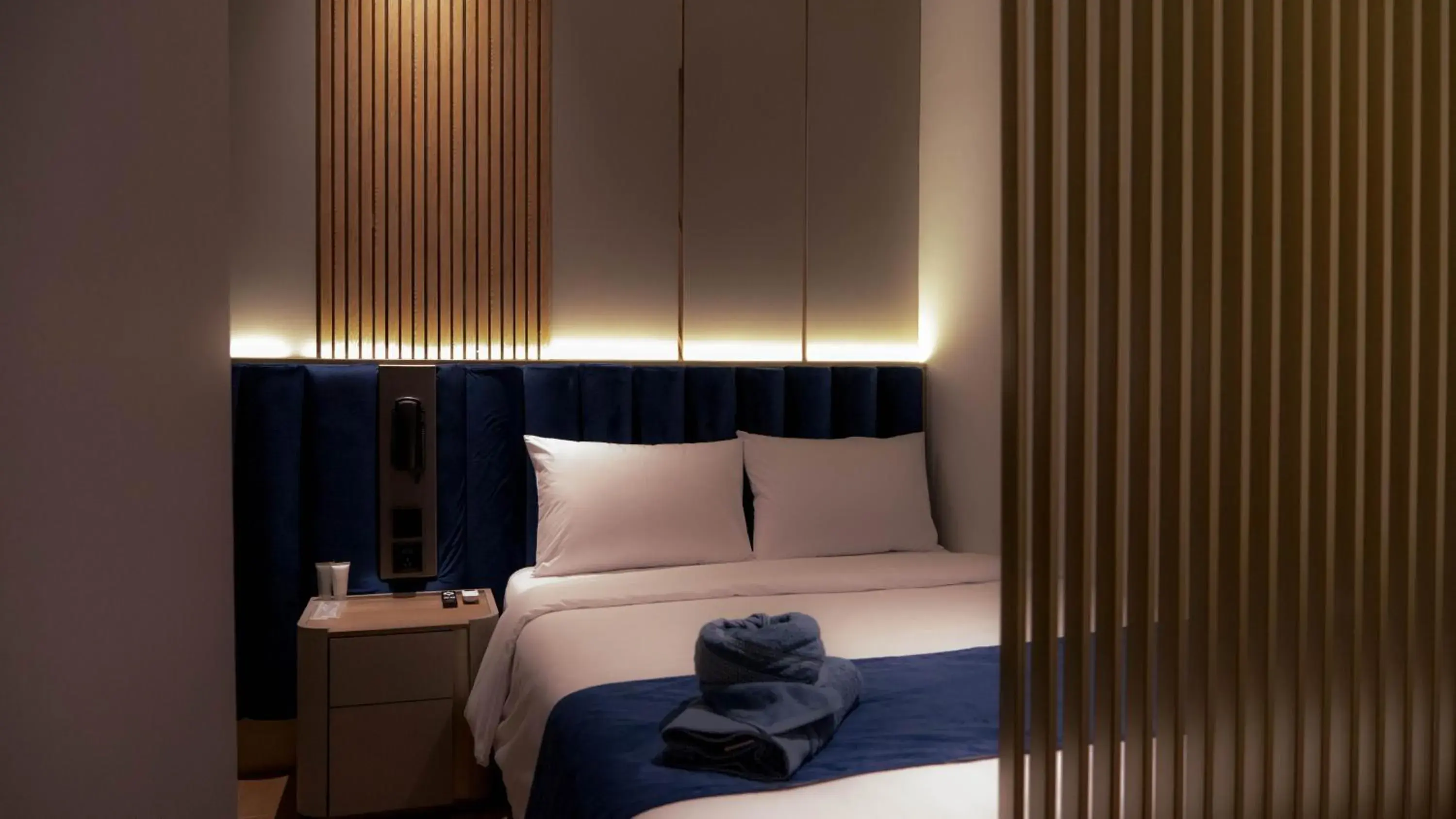 Deluxe Single Room in Qube Hotel by 98hospitality Deluxe Single Room in Qube Hotel by 98hospitality