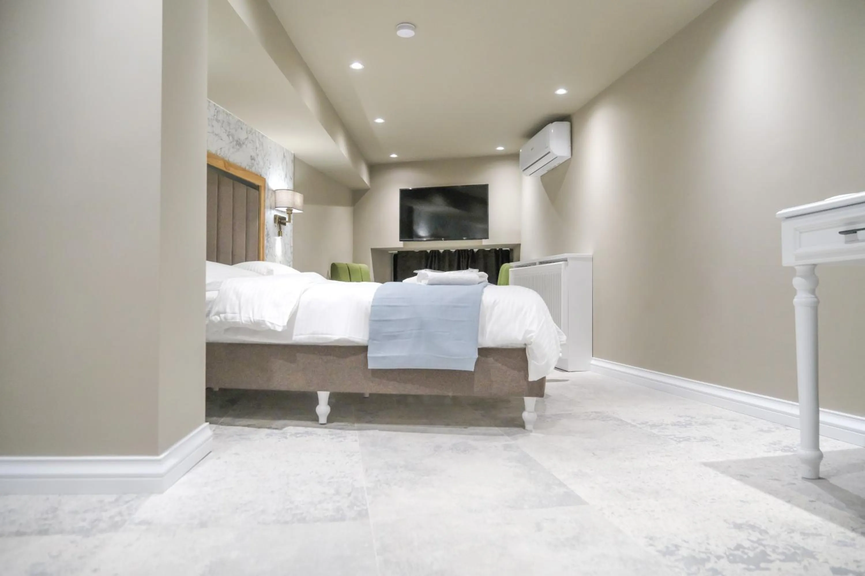 Bed in Palazzo Suit Karaköy