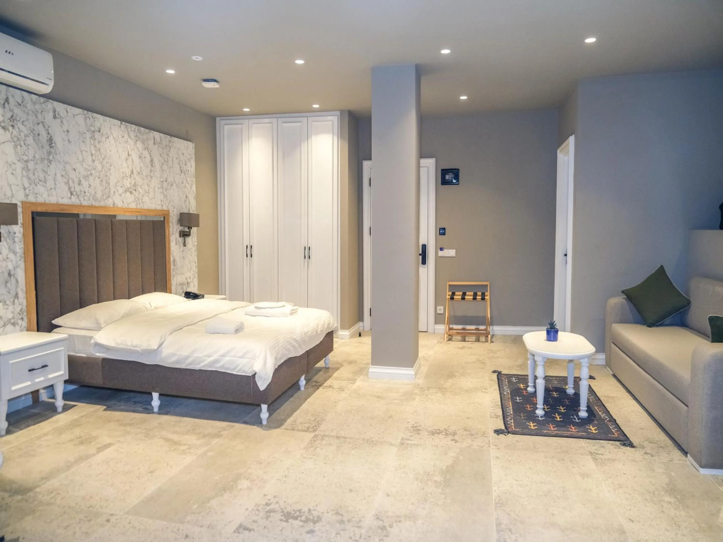 Bed in Palazzo Suit Karaköy