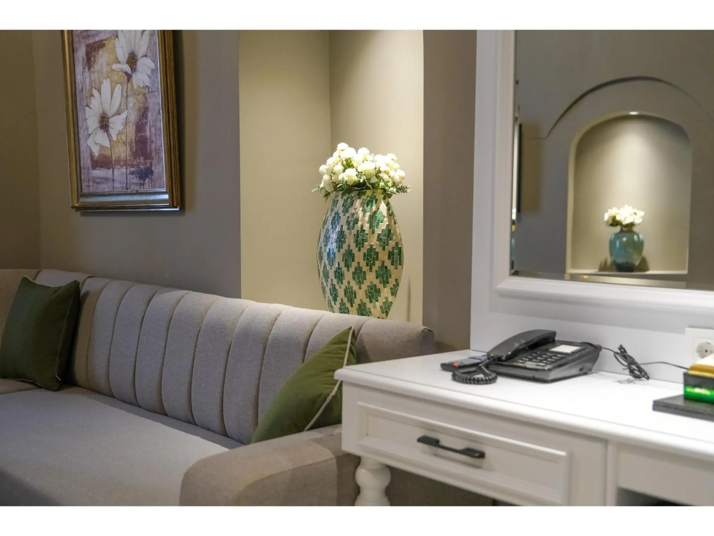 Seating area in Palazzo Suit Karaköy Seating area in Palazzo Suit Karaköy