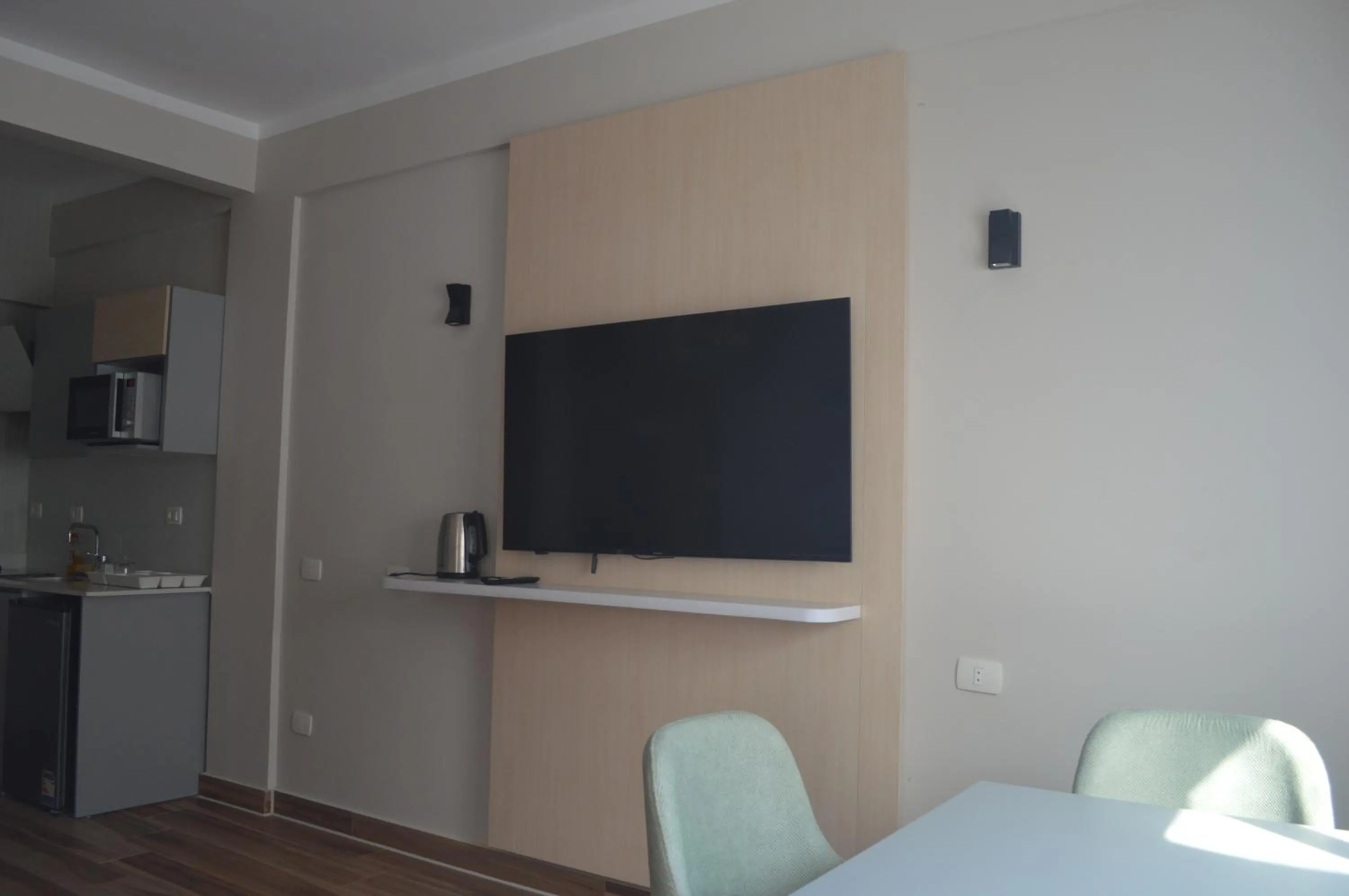 A Residence - Superior One Bedroom Aparthotel