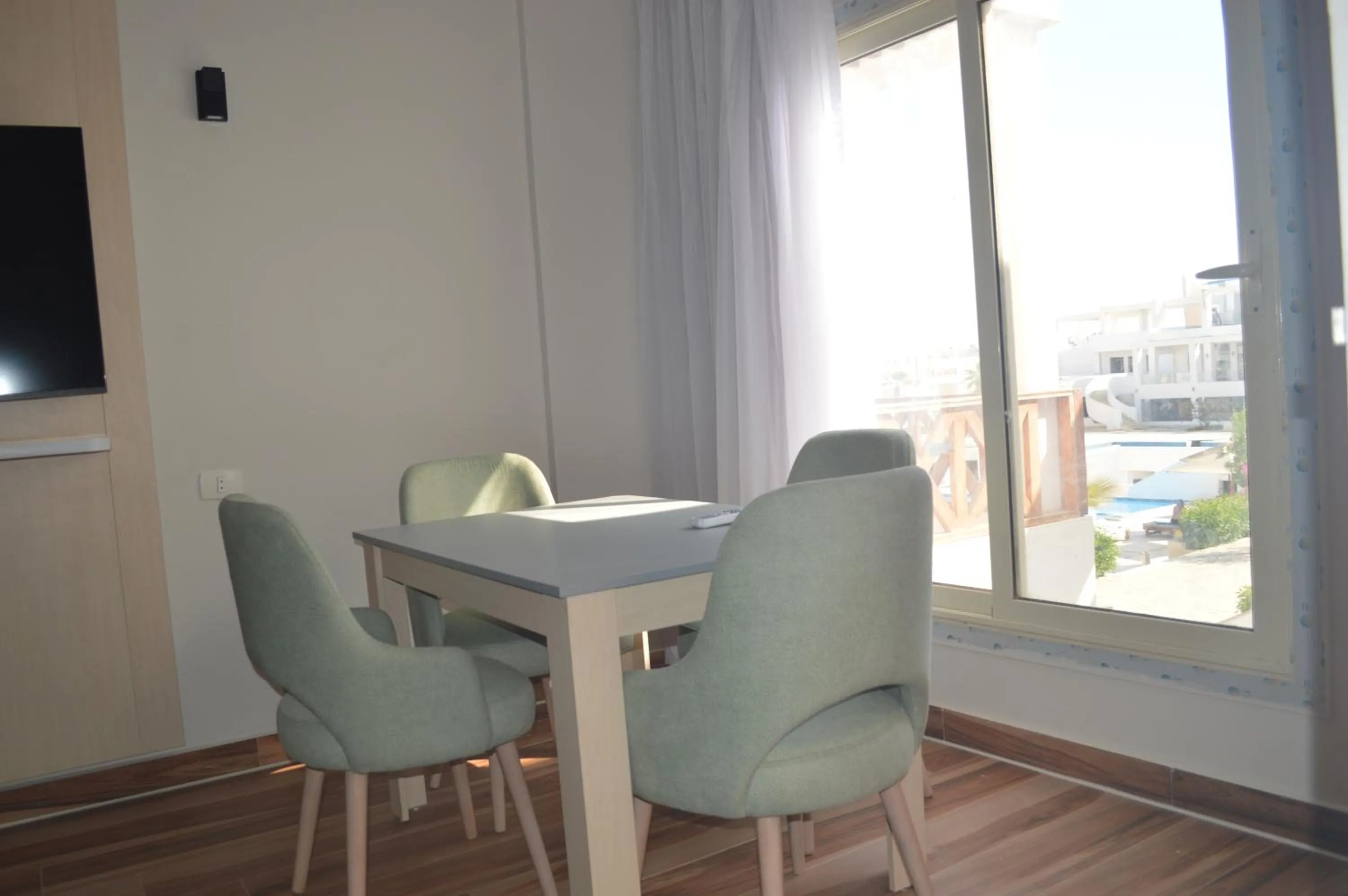 A Residence - Superior One Bedroom Aparthotel