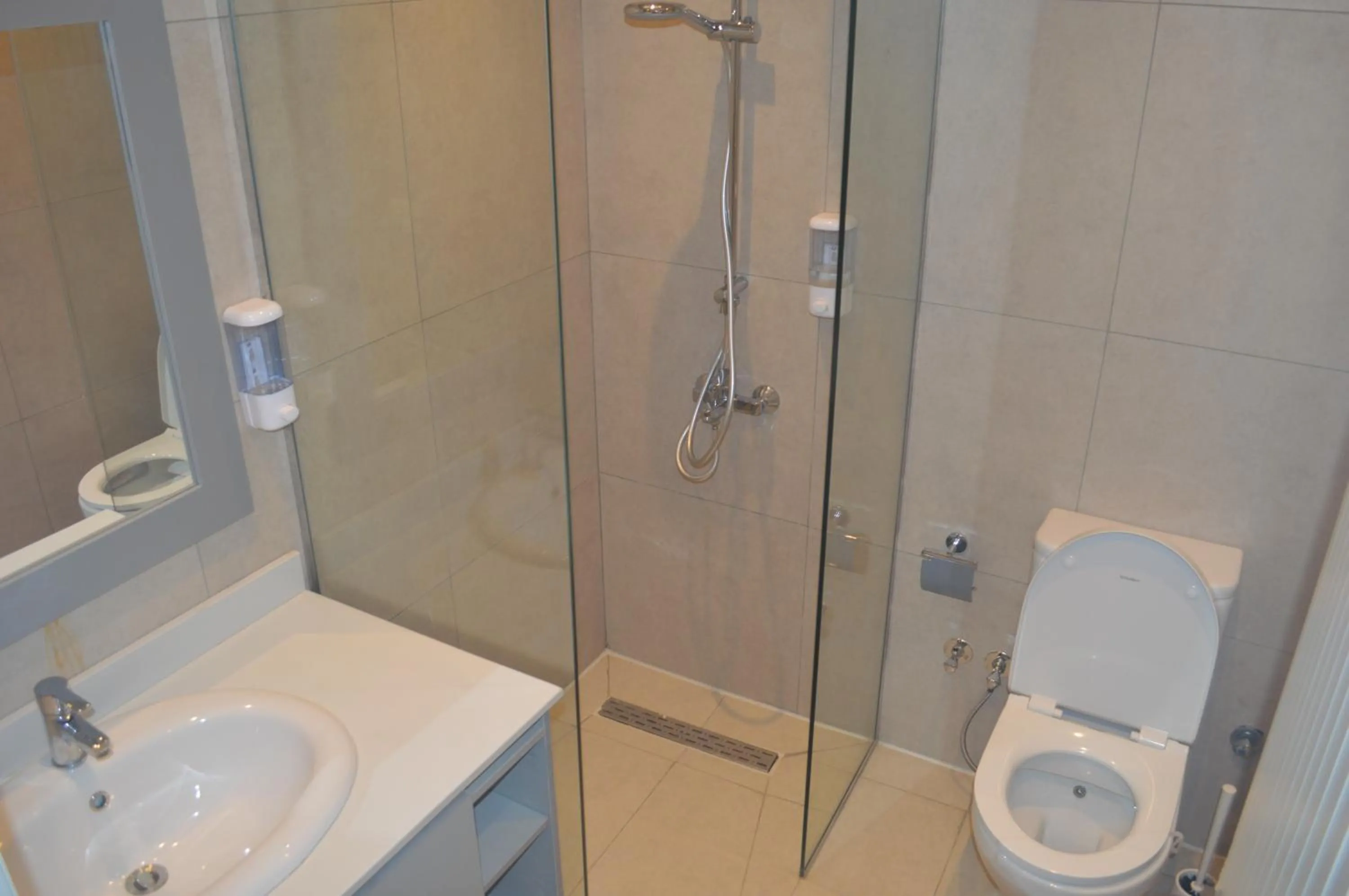 A Residence - Superior One Bedroom Aparthotel