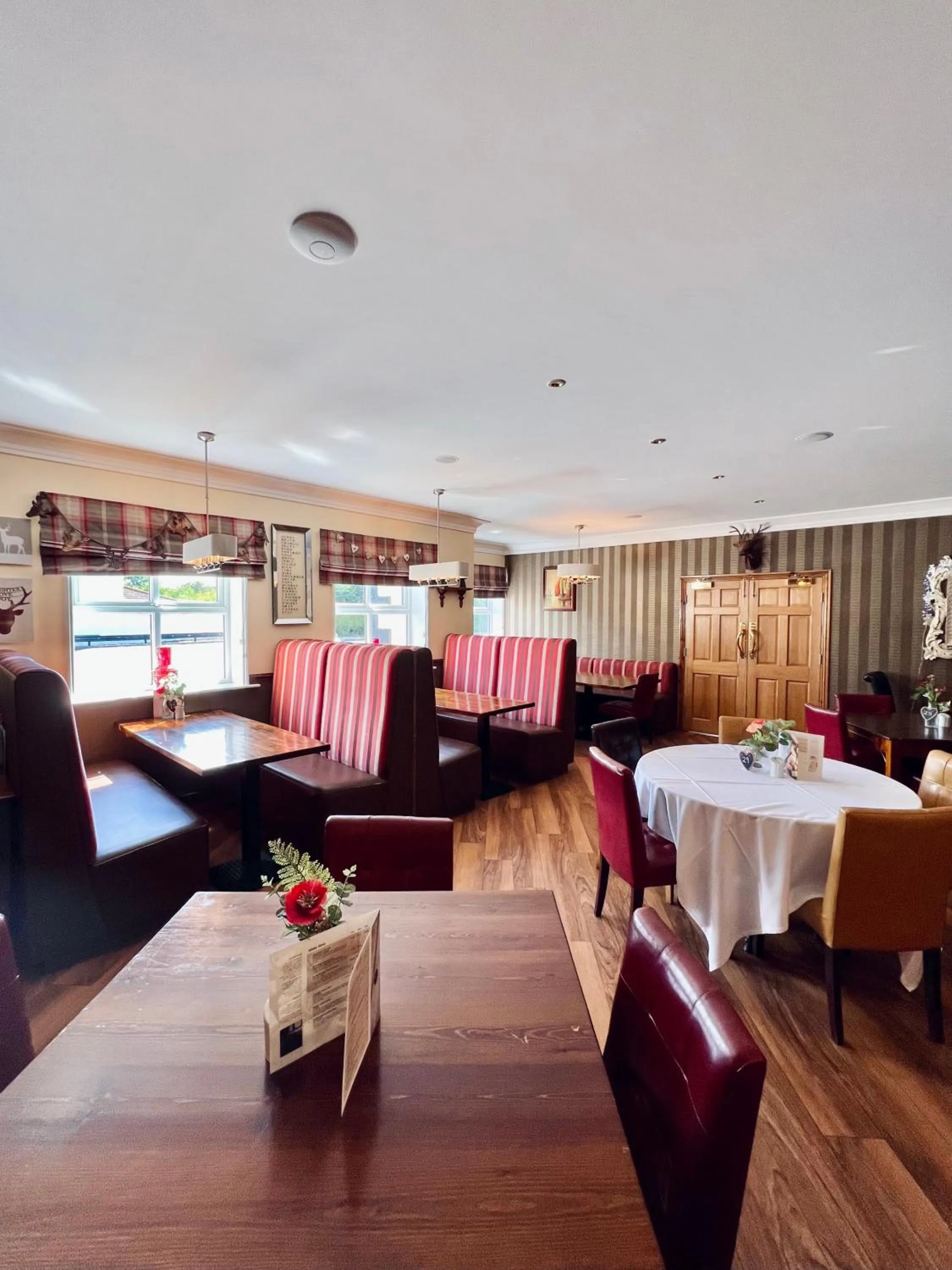 Restaurant/places to eat in The Reindeer Inn