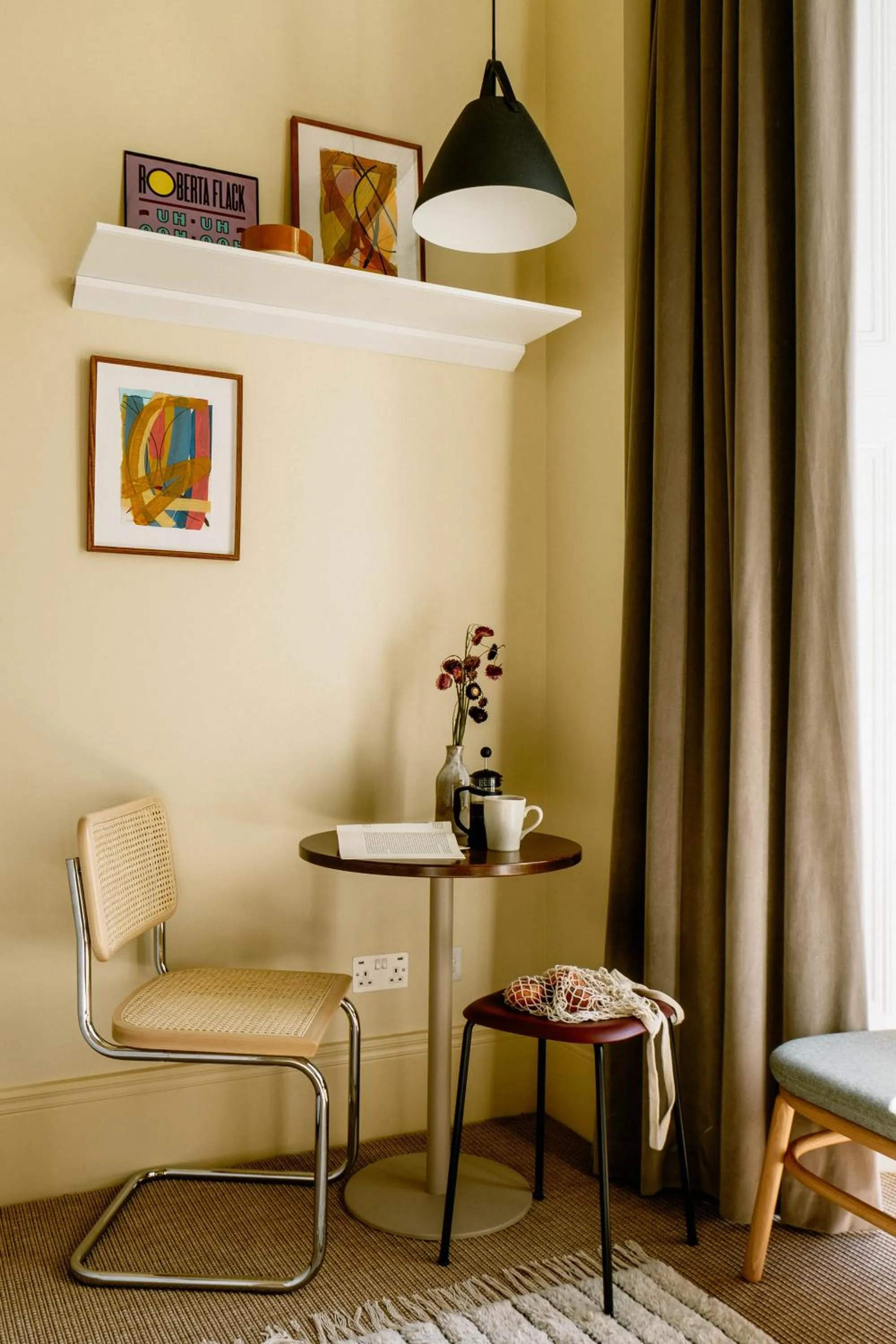 Living room in Mason & Fifth, Primrose Hill