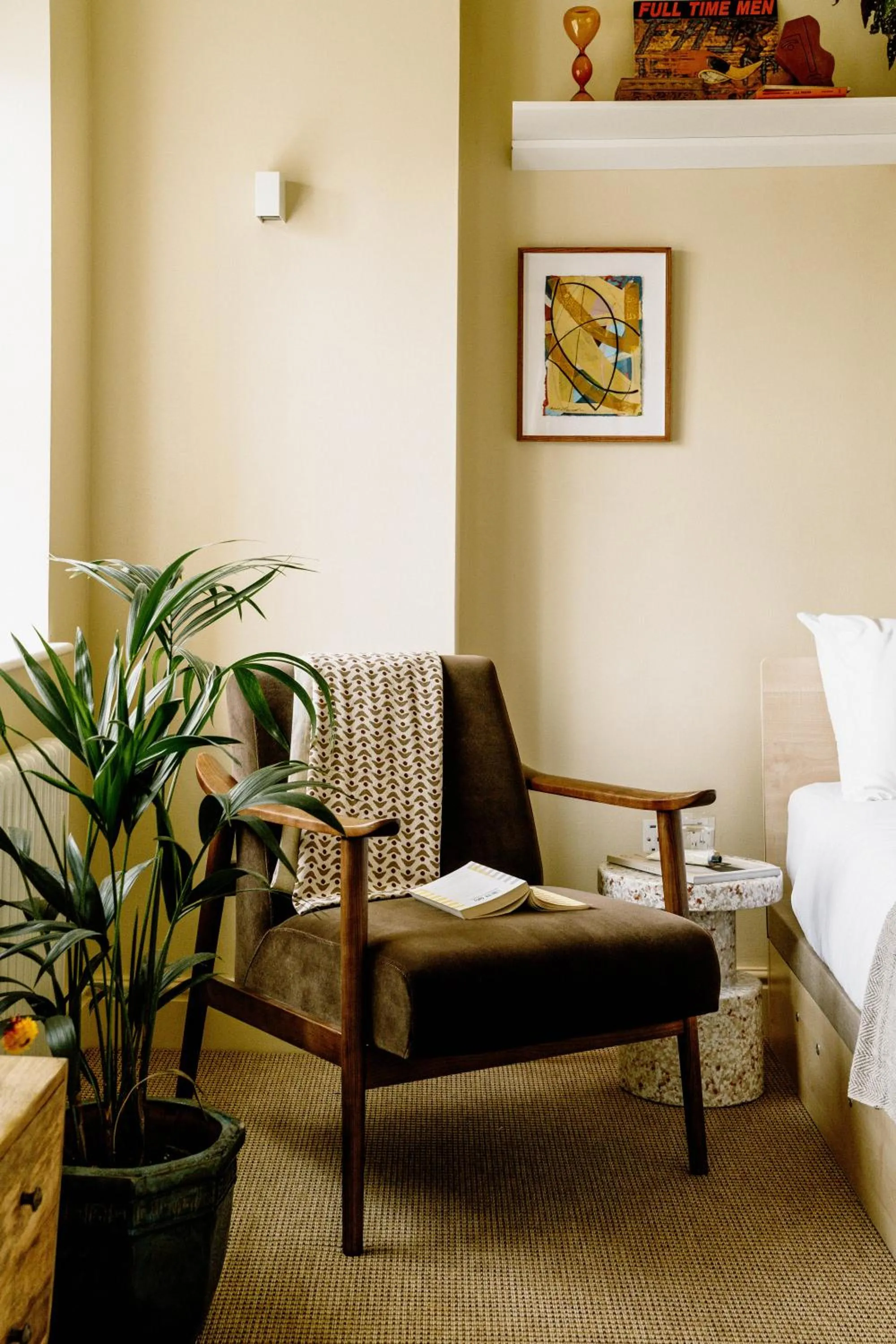 Bed in Mason & Fifth, Primrose Hill