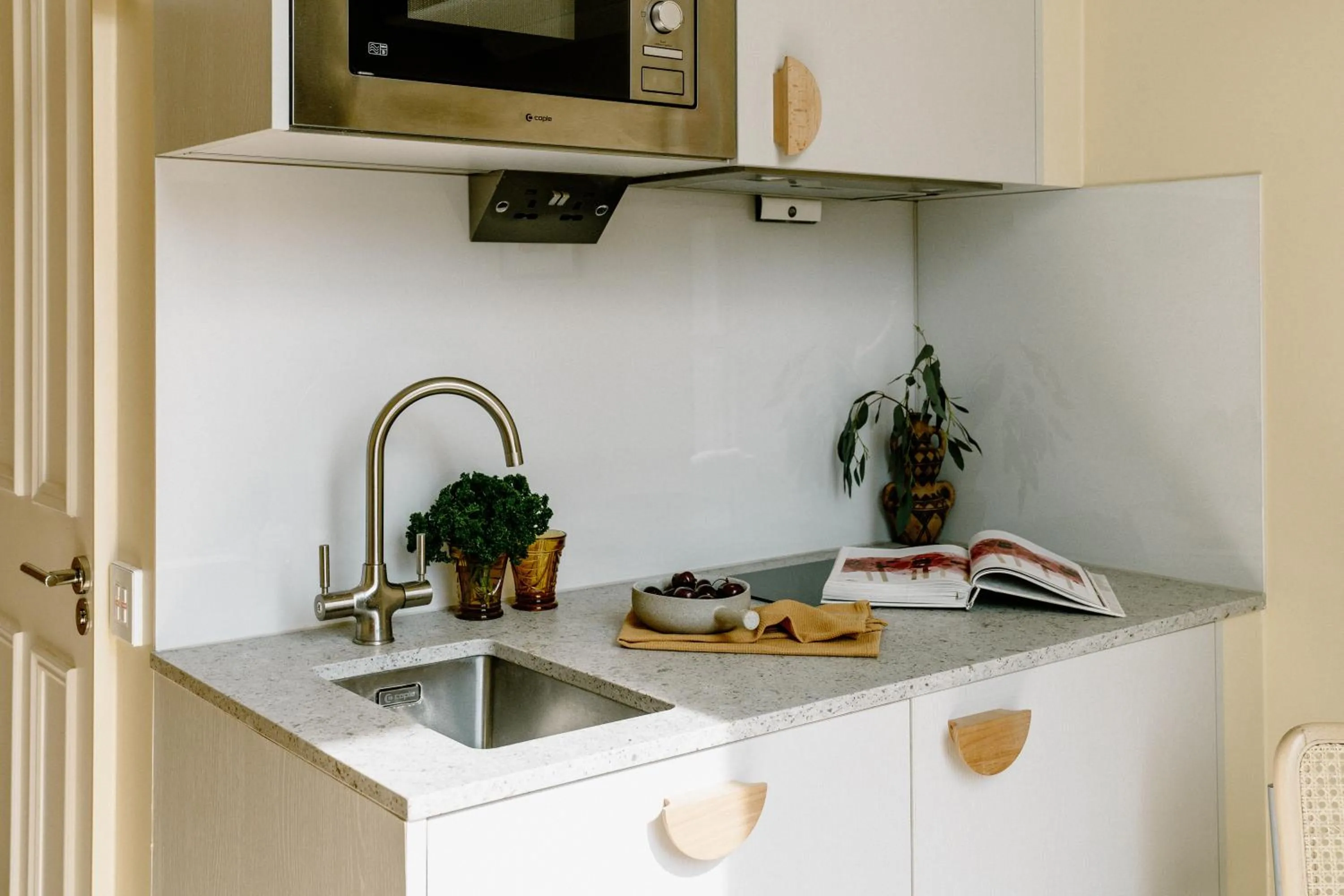 Kitchen or kitchenette in Mason & Fifth, Primrose Hill