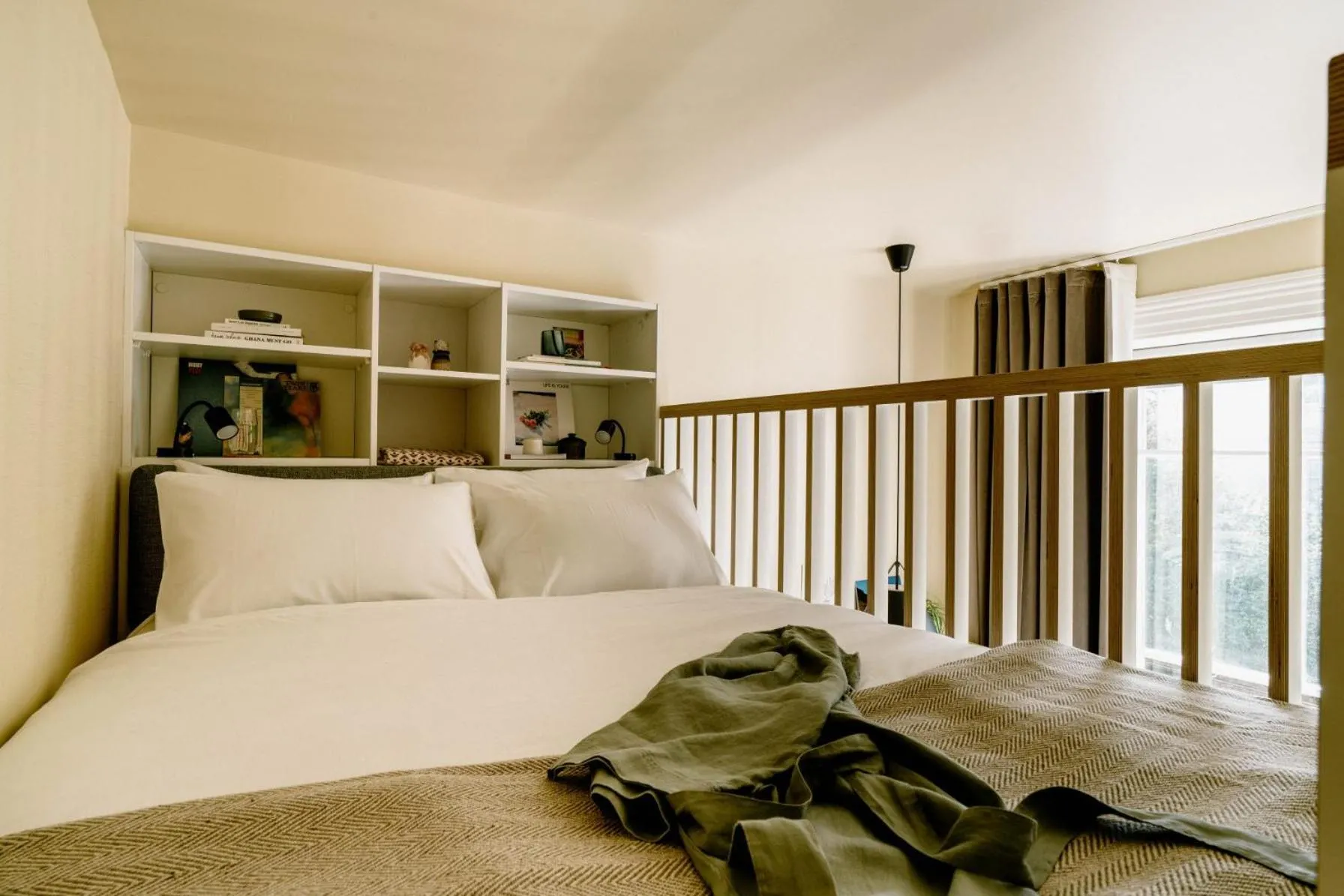 Bed in Mason & Fifth, Primrose Hill