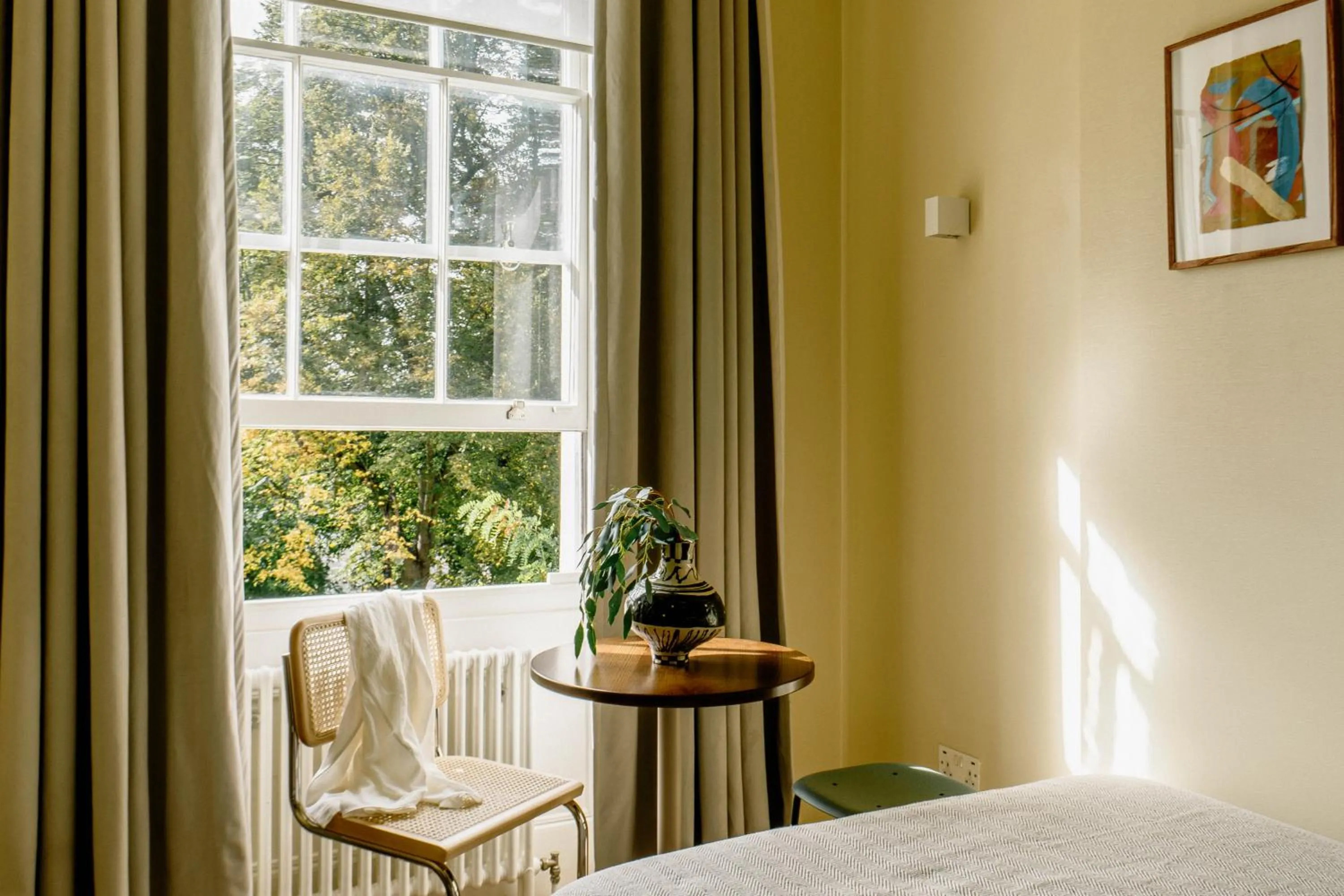 Living room, Bed in Mason & Fifth, Primrose Hill