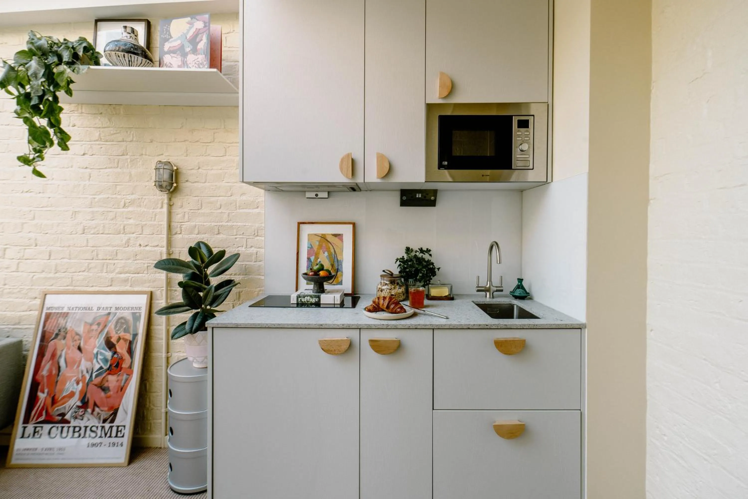 Kitchen or kitchenette in Mason & Fifth, Primrose Hill
