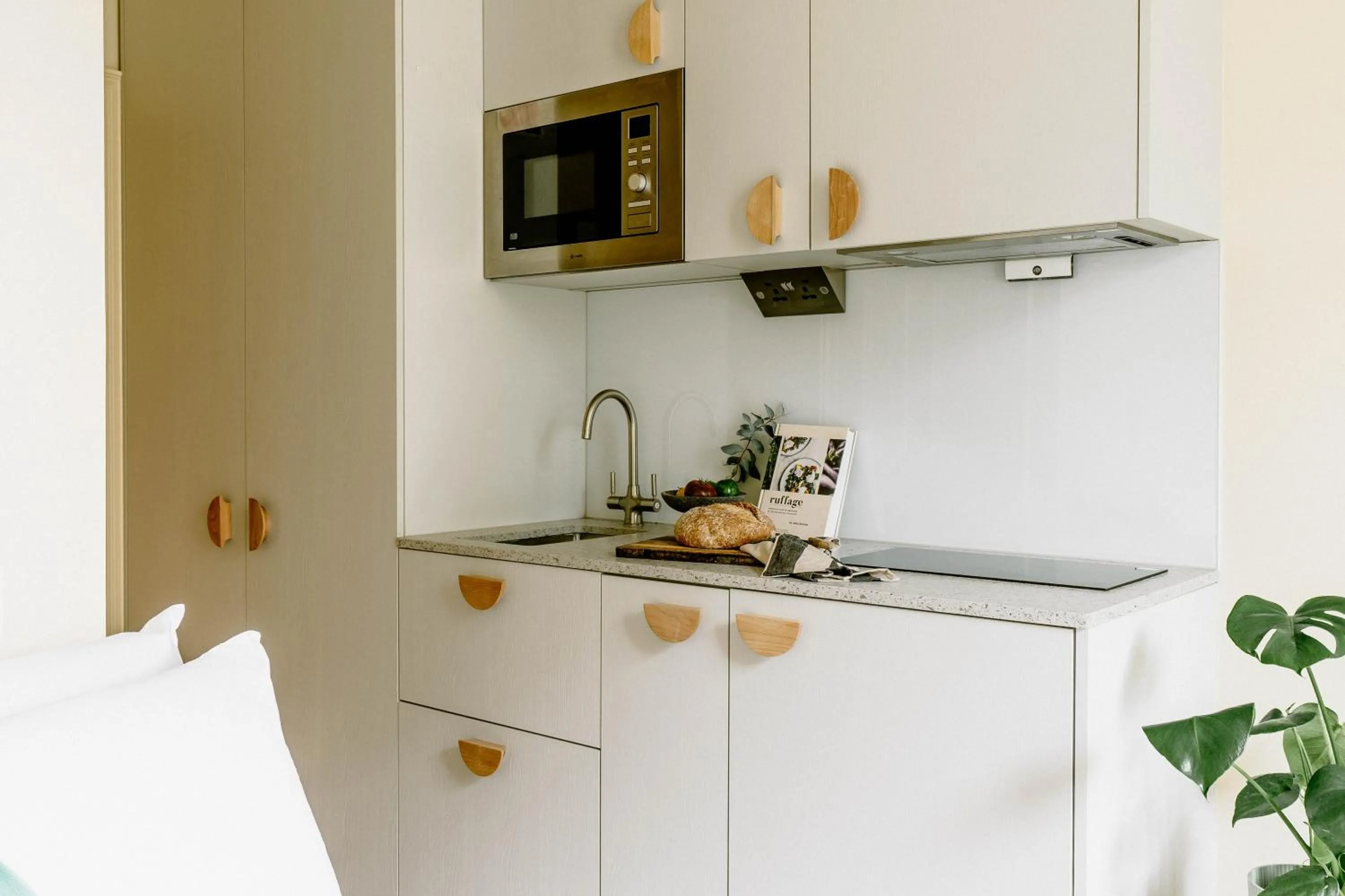 Kitchen or kitchenette in Mason & Fifth, Primrose Hill