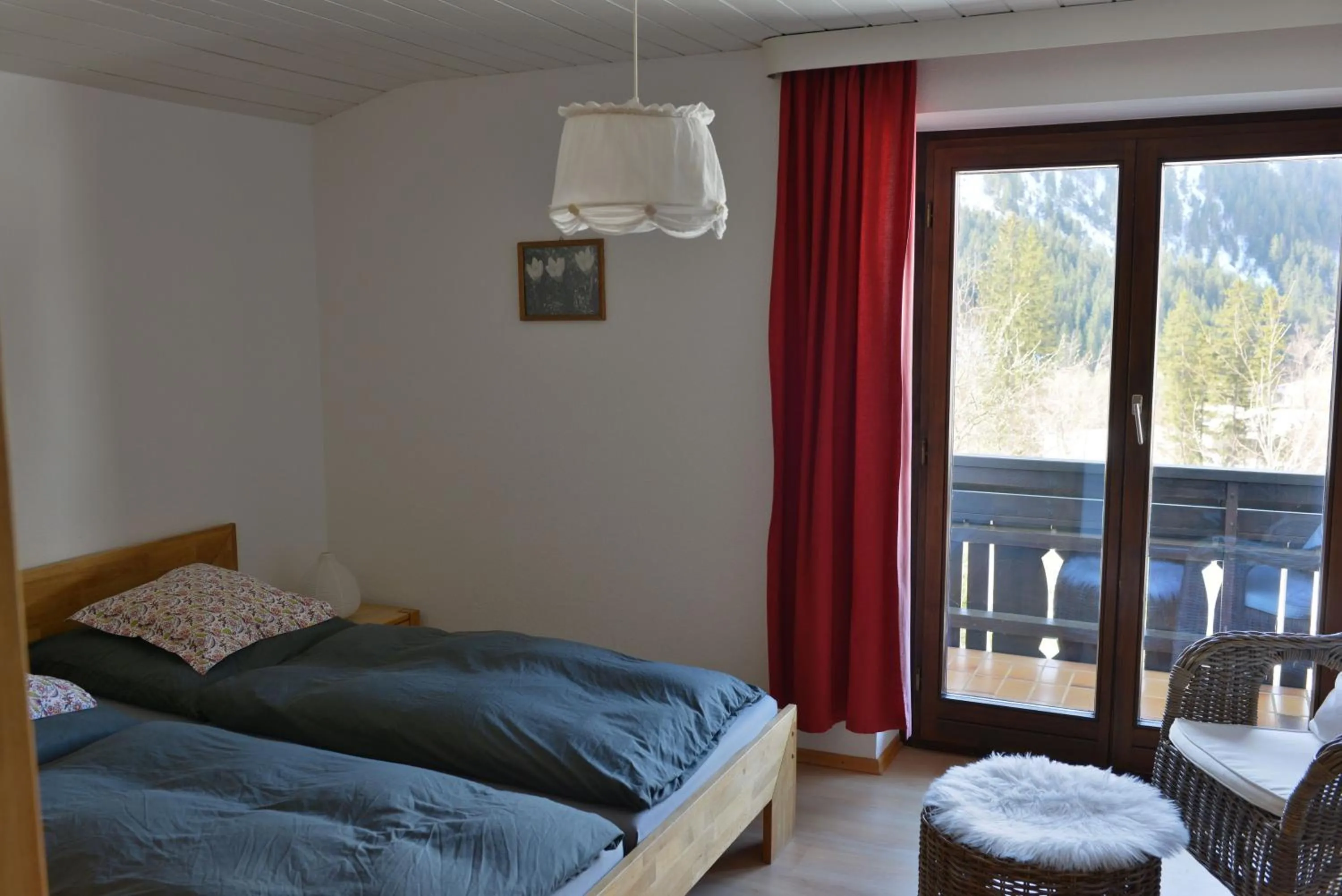Bedroom, Bed in Bergführer-Hüsle