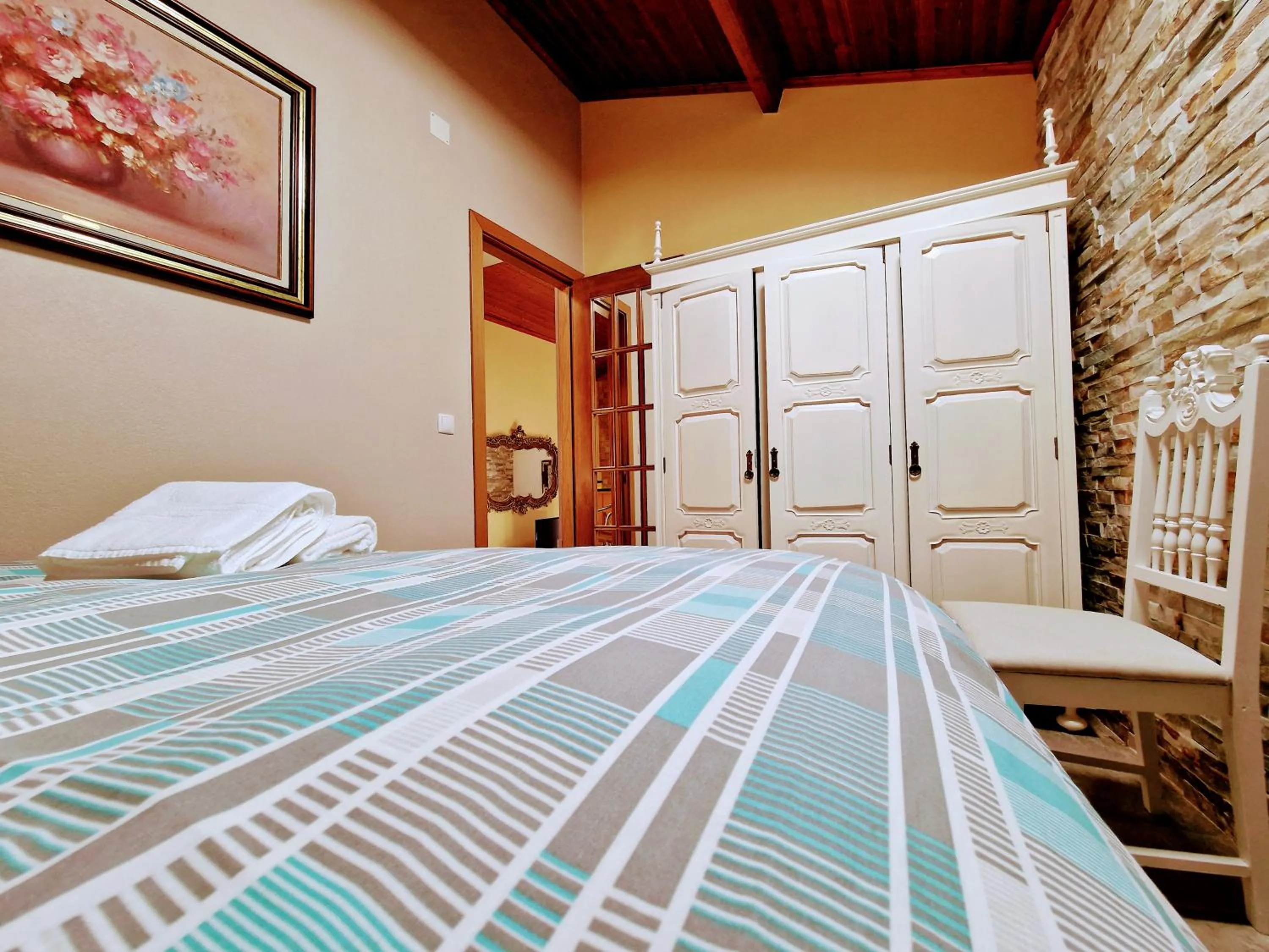 Bed in Casa das Azenhas by Lisbon Village Apartments
