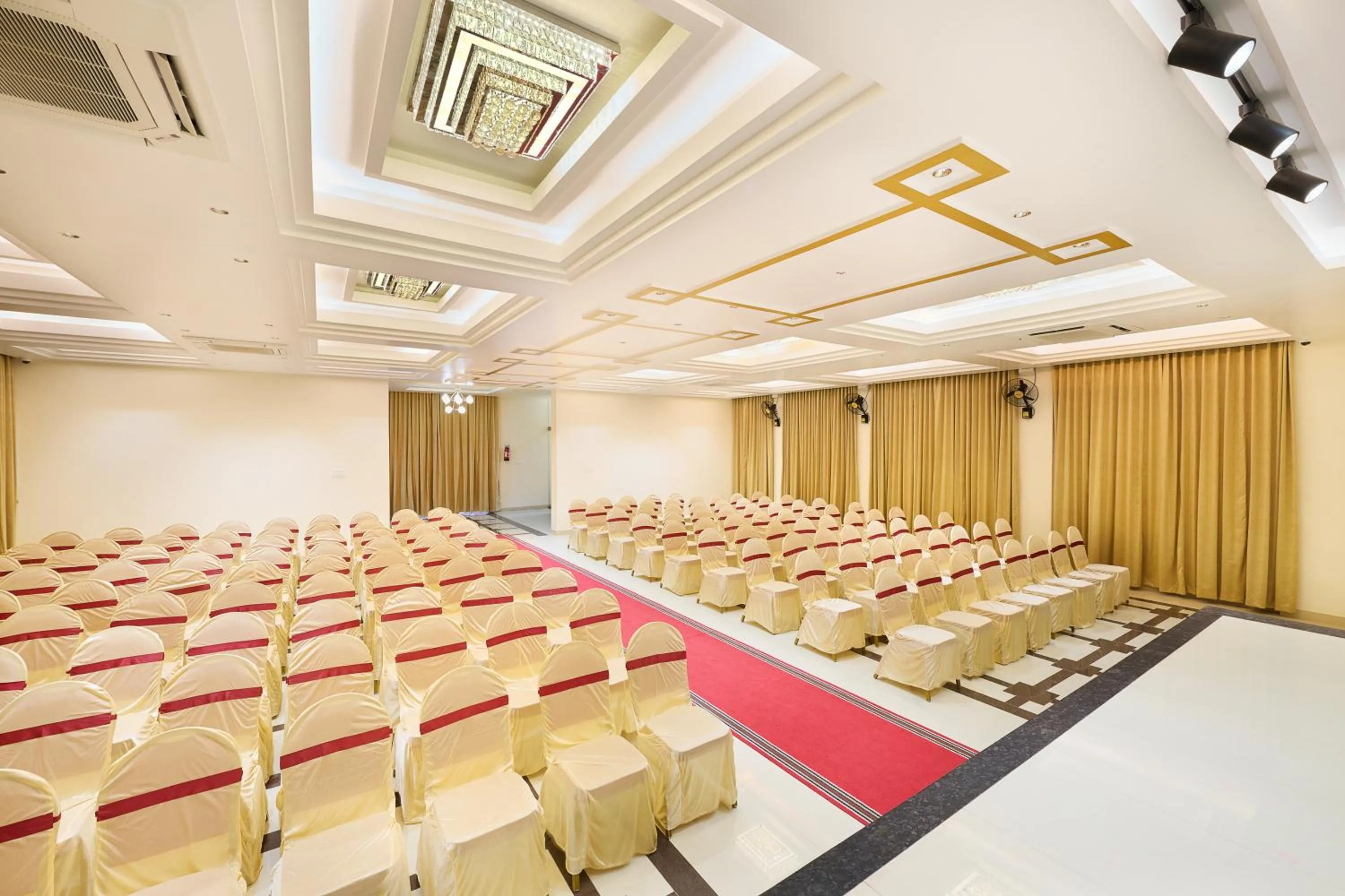 Banquet/Function facilities in Hotel Merrytale